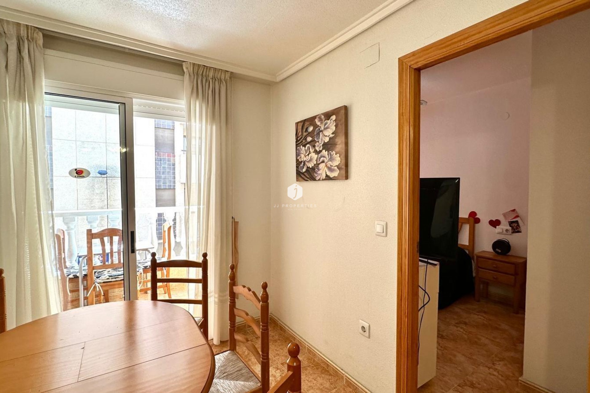 Resale - Apartment / flat -
Torrevieja - Centro