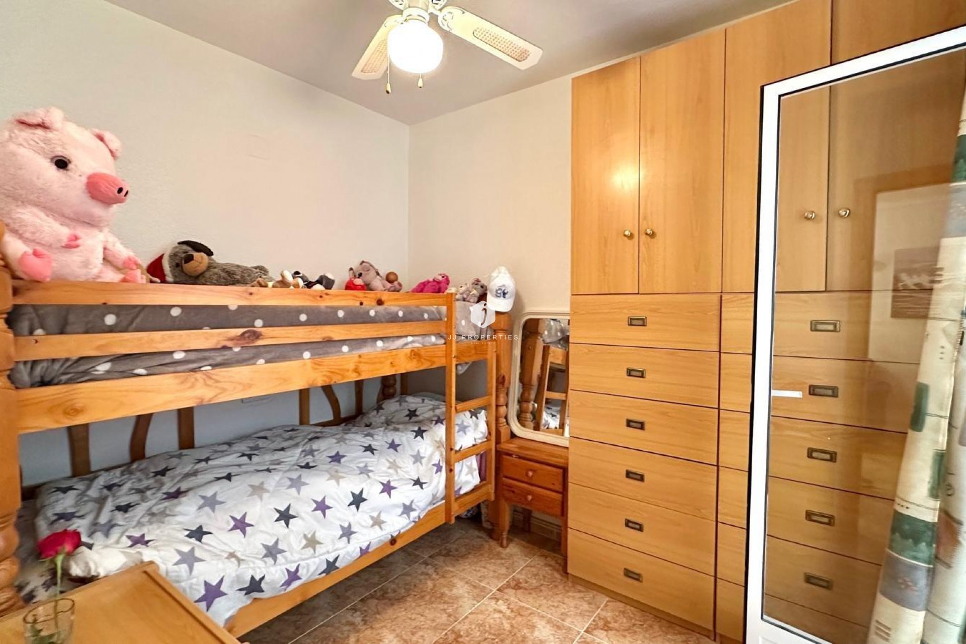 Resale - Apartment / flat -
Torrevieja - Centro
