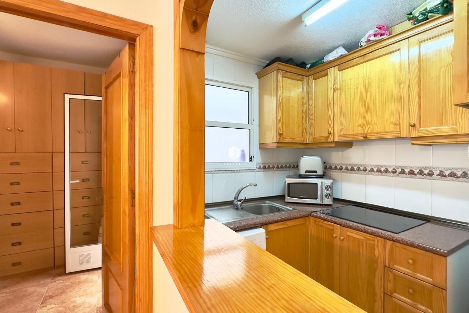Resale - Apartment / flat -
Torrevieja - Centro