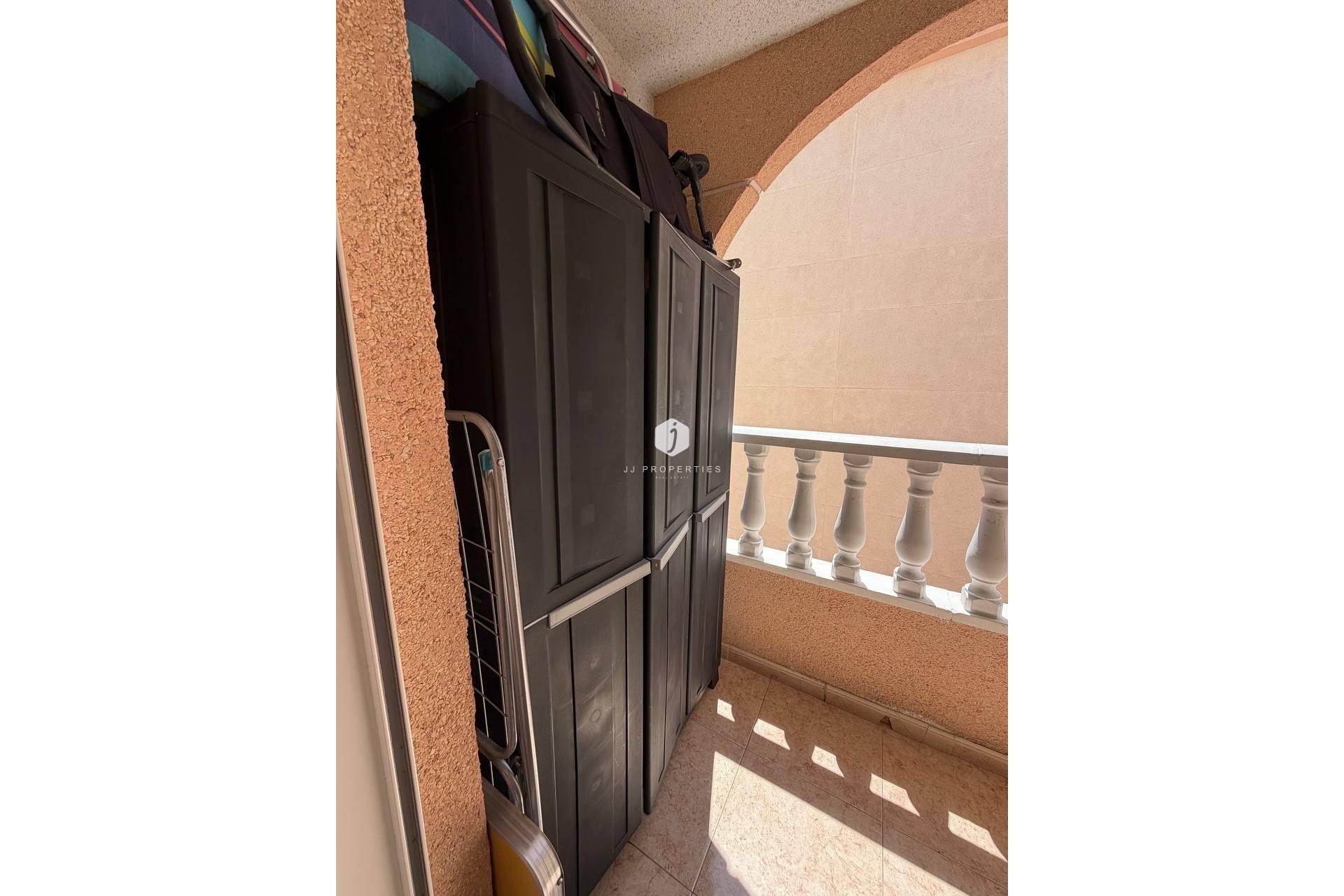 Resale - Apartment / flat -
Torrevieja - Centro