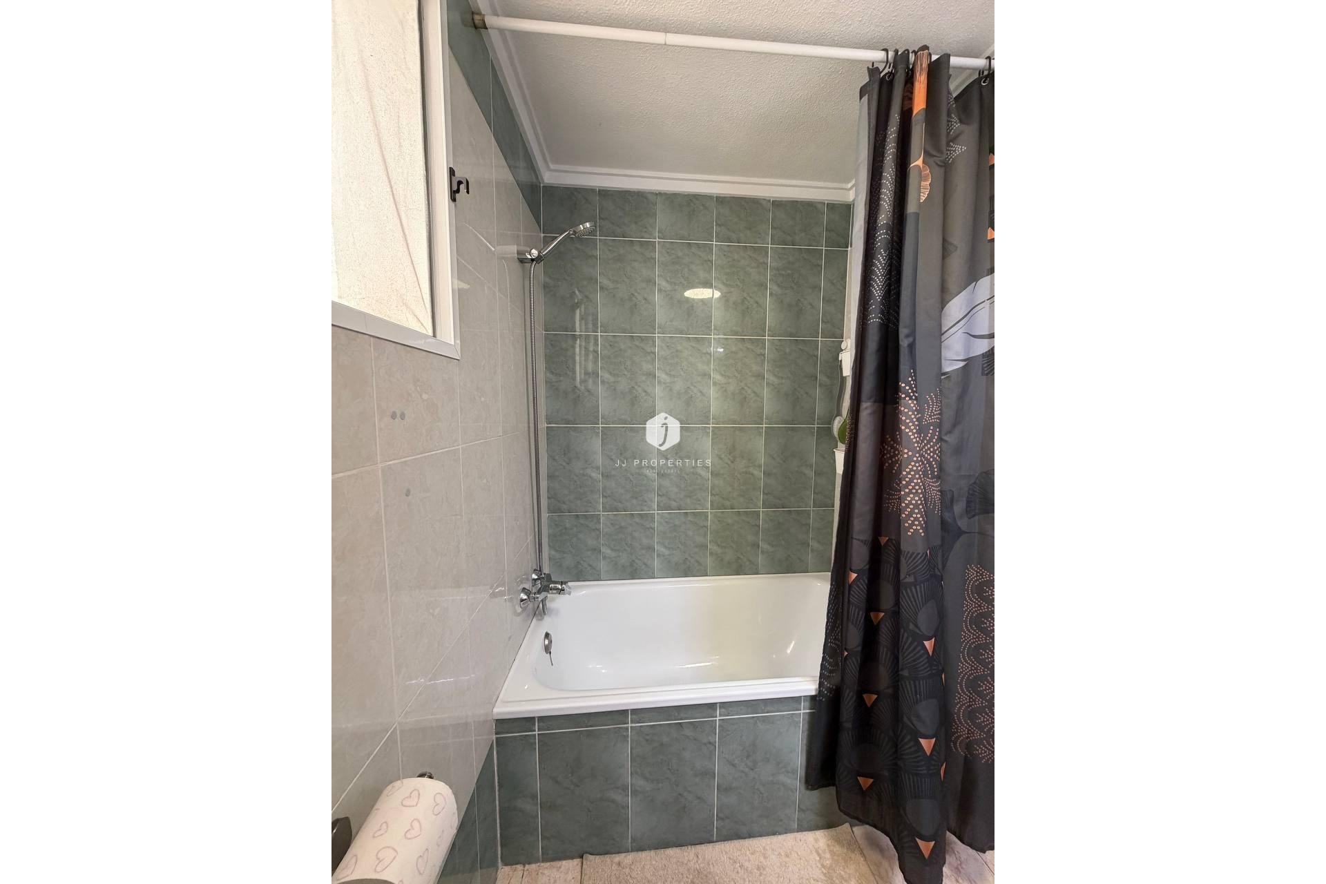 Resale - Apartment / flat -
Torrevieja - Centro