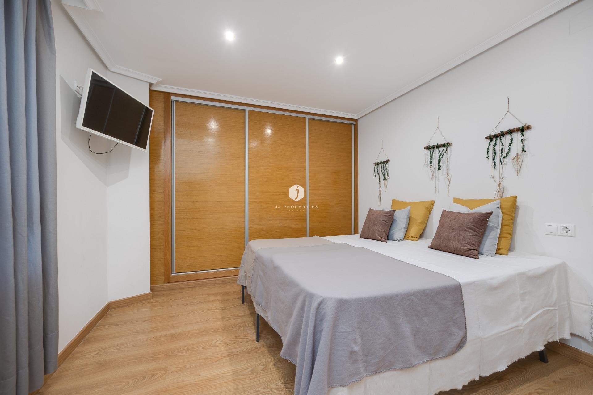 Resale - Apartment / flat -
Torrevieja - Centro