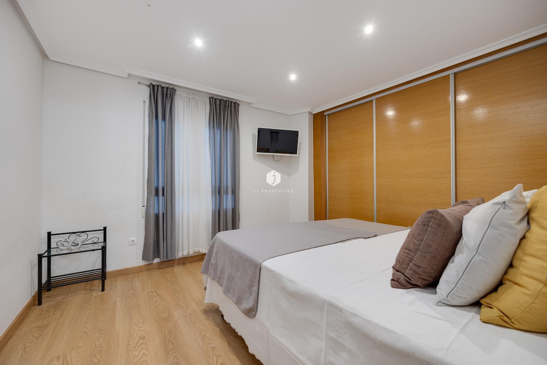 Resale - Apartment / flat -
Torrevieja - Centro