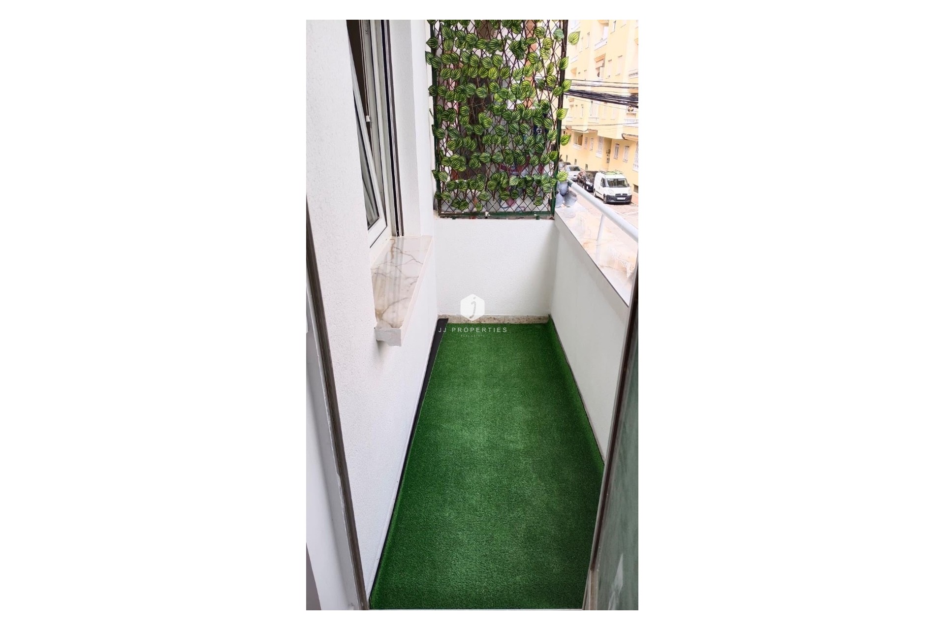 Resale - Apartment / flat -
Torrevieja - Centro