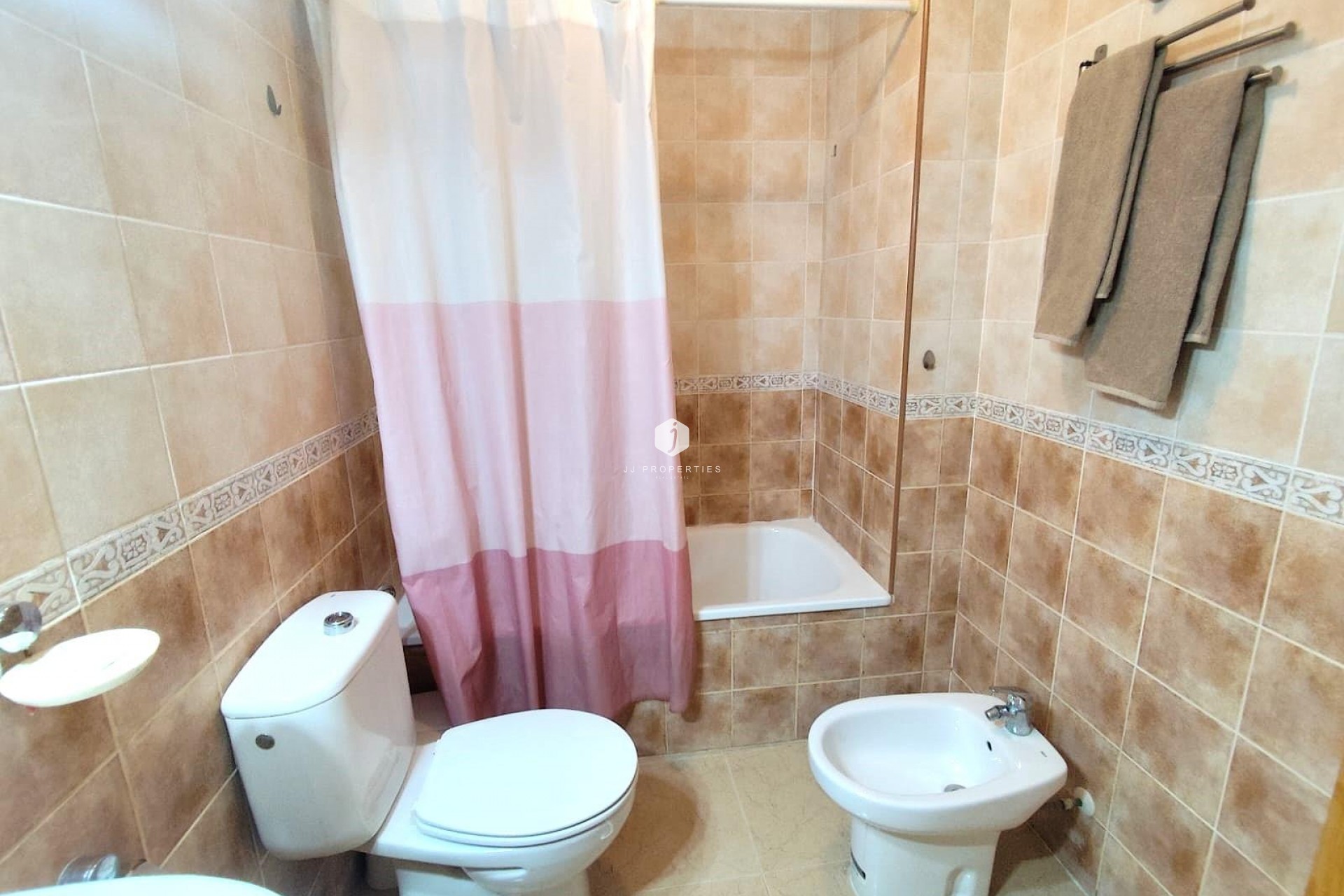 Resale - Apartment / flat -
Torrevieja - Centro