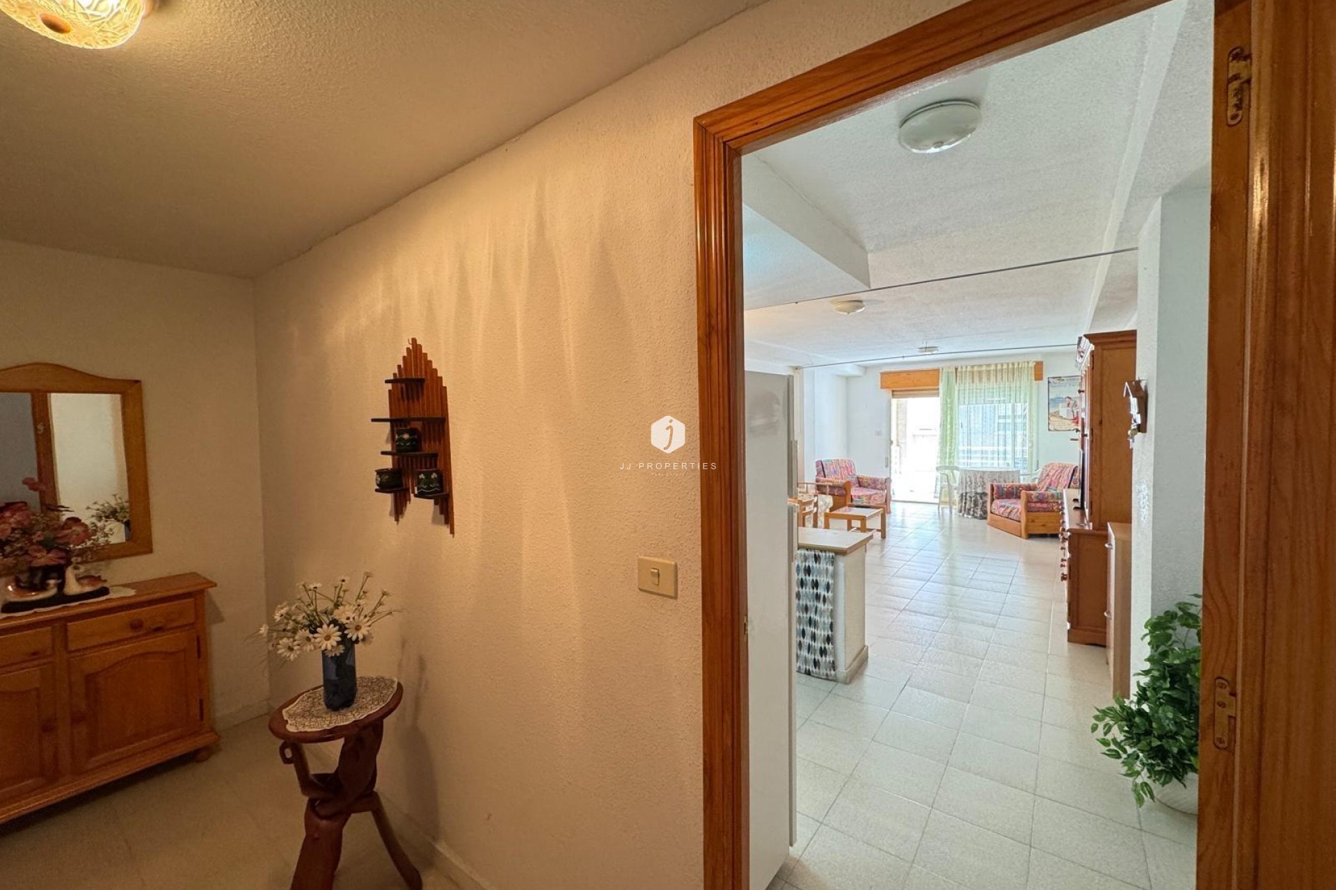 Resale - Apartment / flat -
Torrevieja - Centro