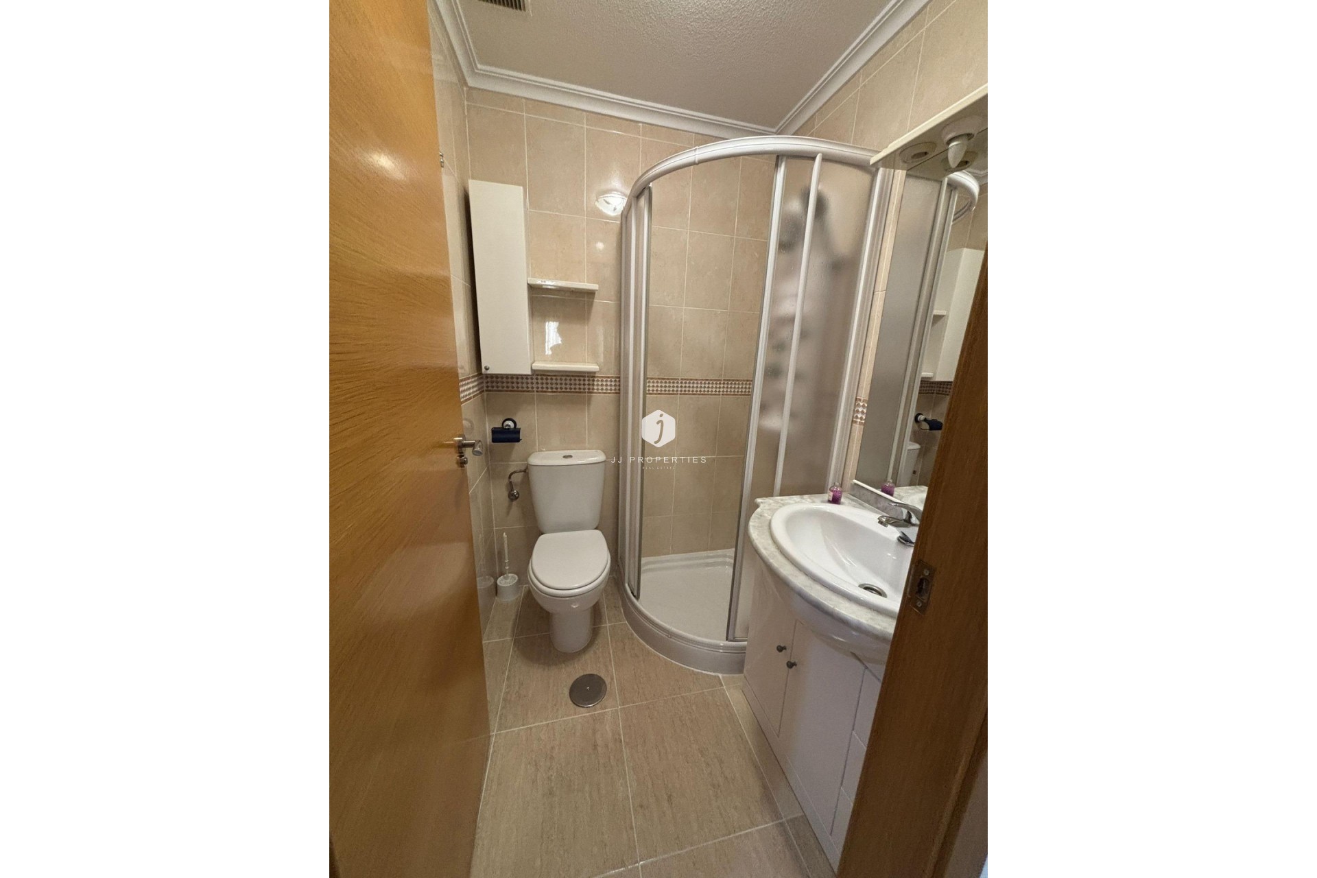 Resale - Apartment / flat -
Torrevieja - Centro