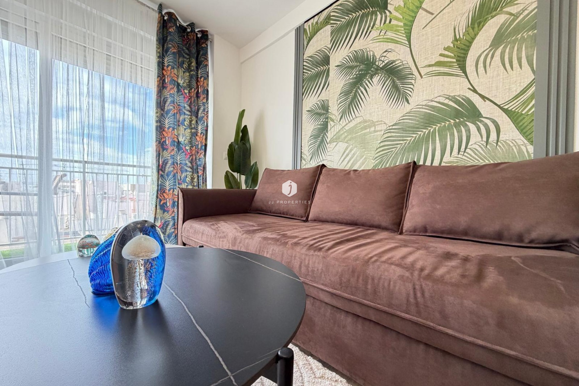 Resale - Apartment / flat -
Torrevieja - Centro