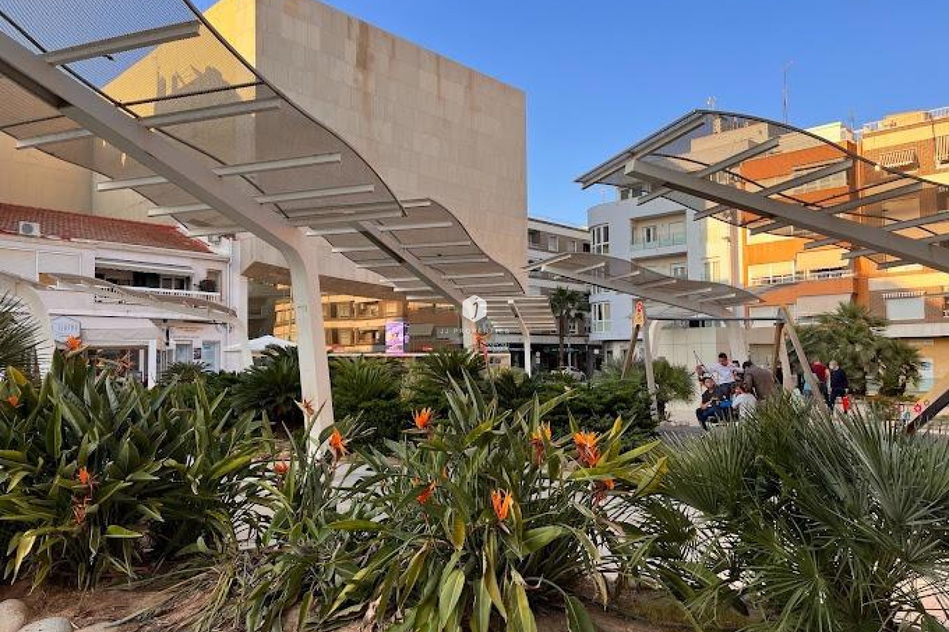 Resale - Apartment / flat -
Torrevieja - Centro