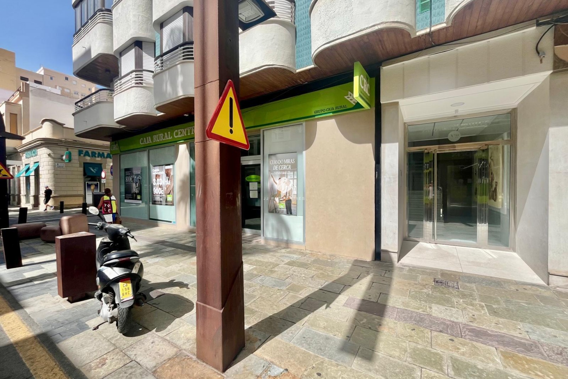 Resale - Apartment / flat -
Torrevieja - Centro