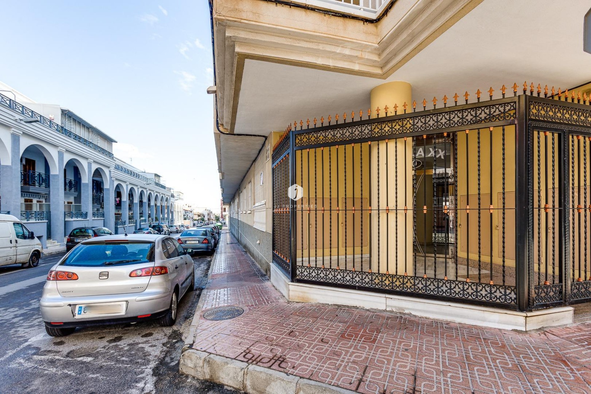 Resale - Apartment / flat -
Torrevieja - Centro