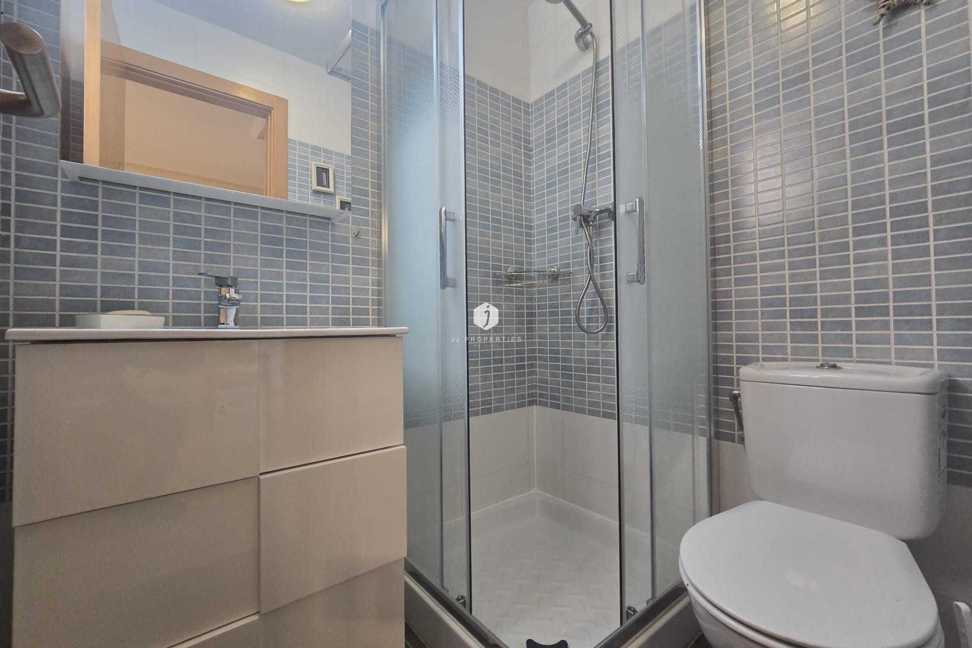 Resale - Apartment / flat -
Torrevieja - Centro