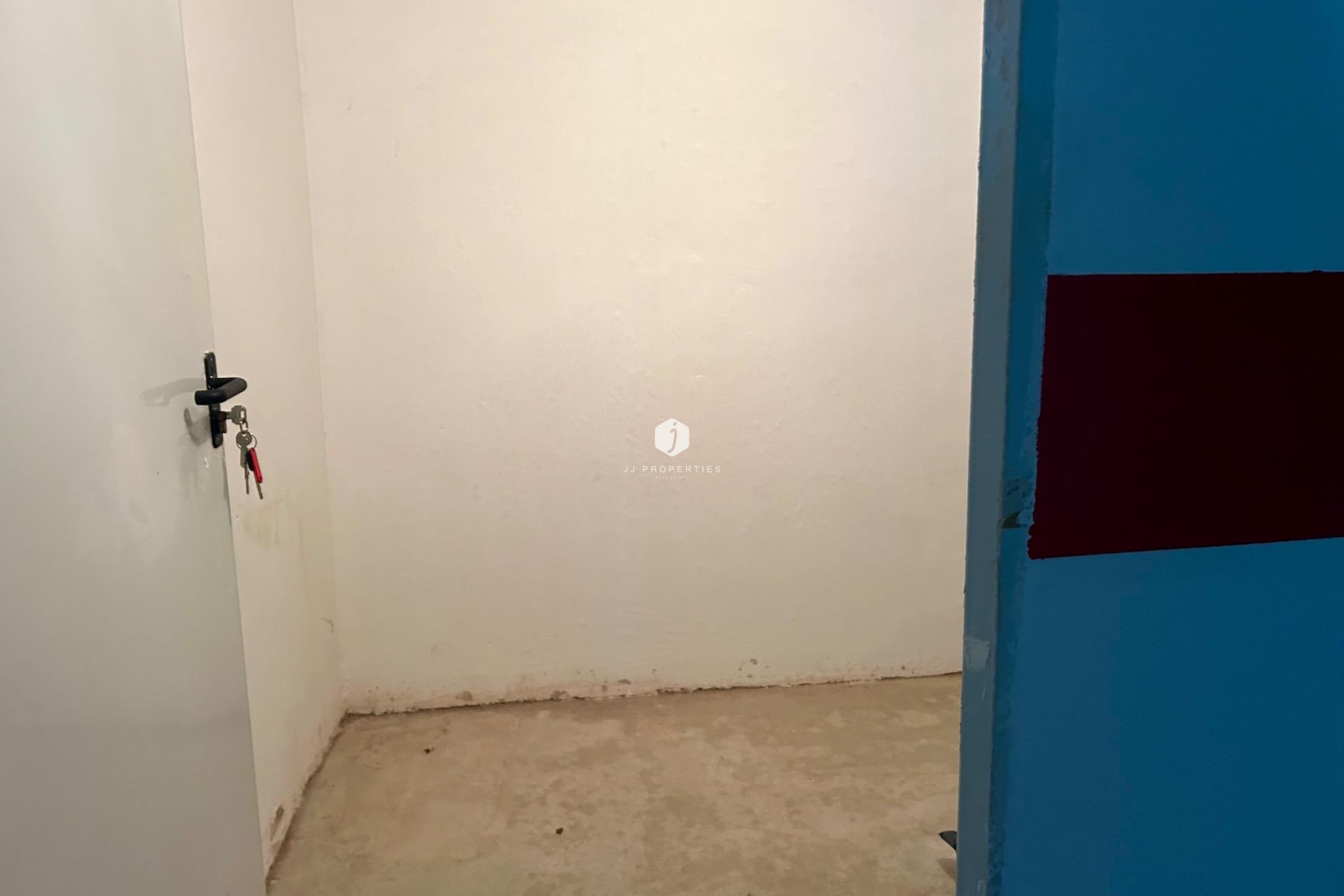 Resale - Apartment / flat -
Torrevieja - Centro