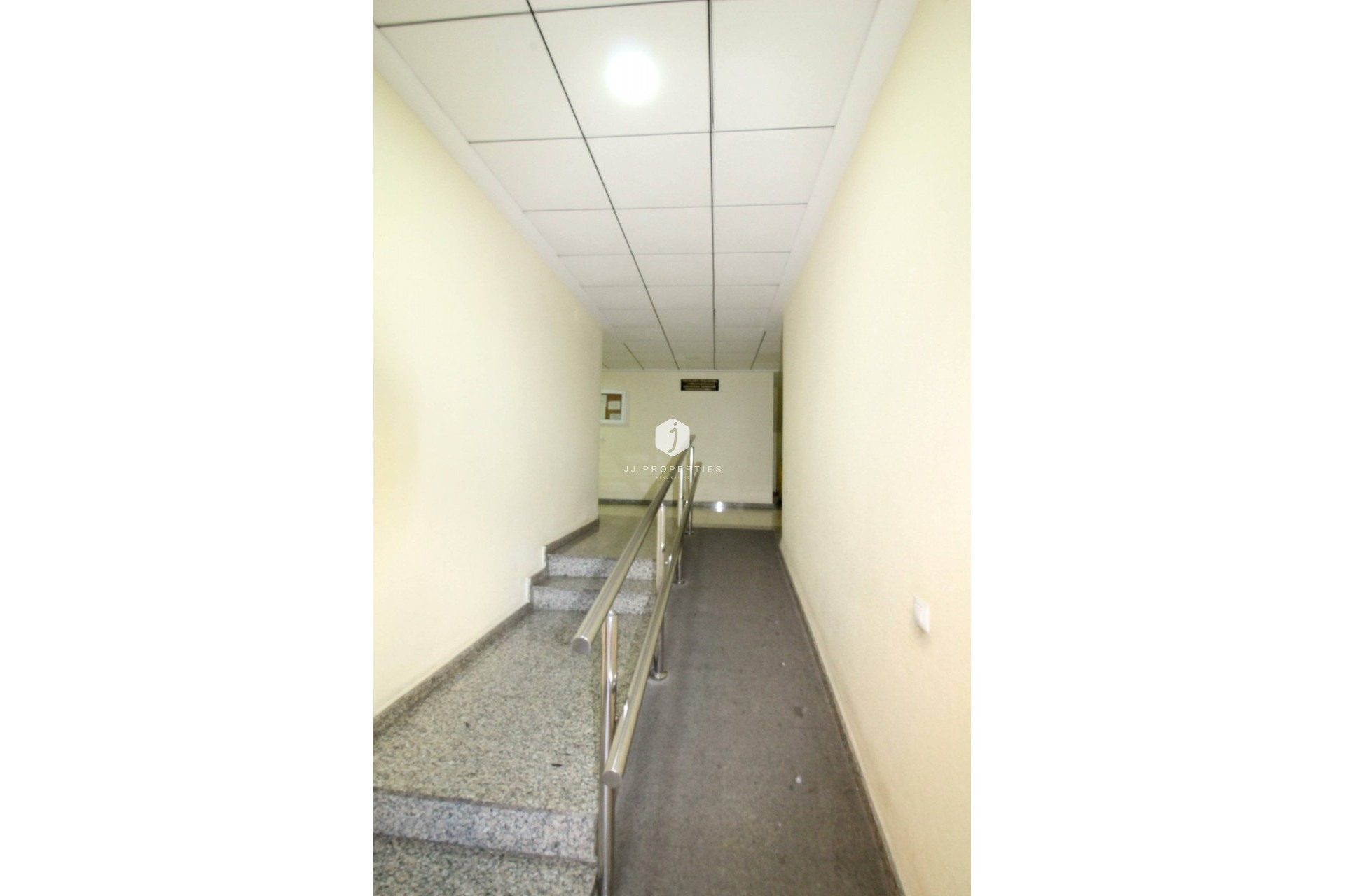 Resale - Apartment / flat -
Torrevieja - Centro