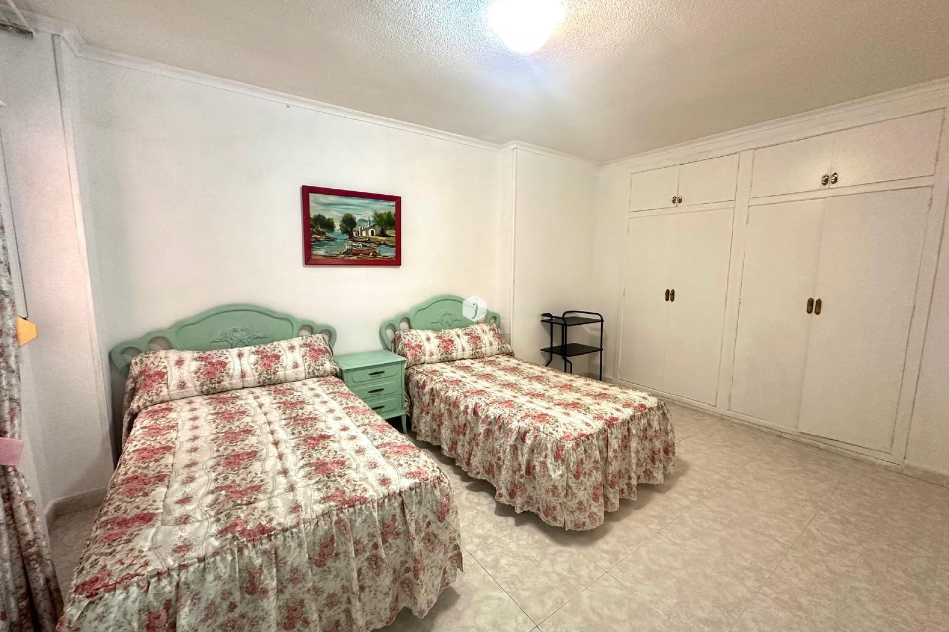 Resale - Apartment / flat -
Torrevieja - Centro
