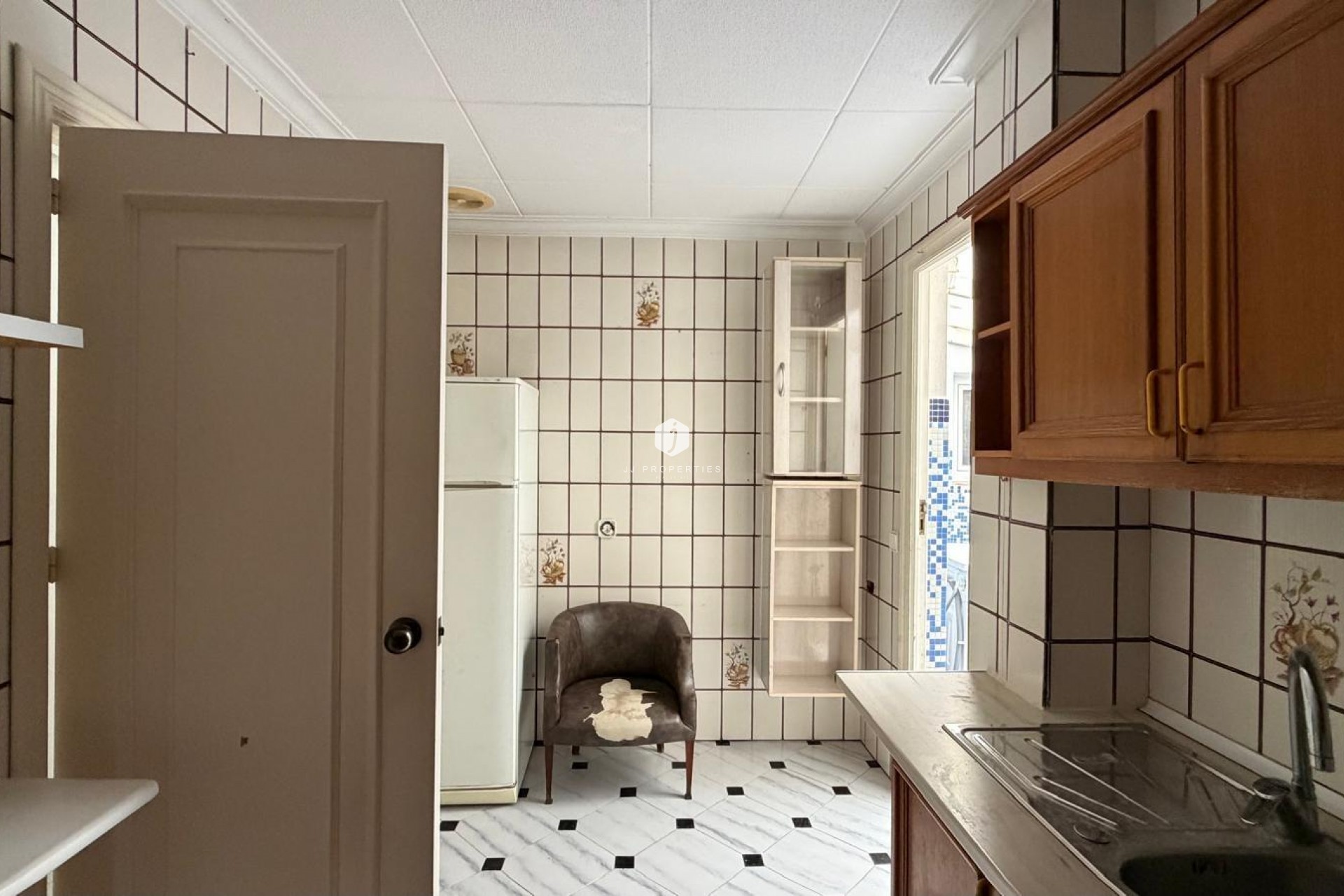 Resale - Apartment / flat -
Torrevieja - Centro
