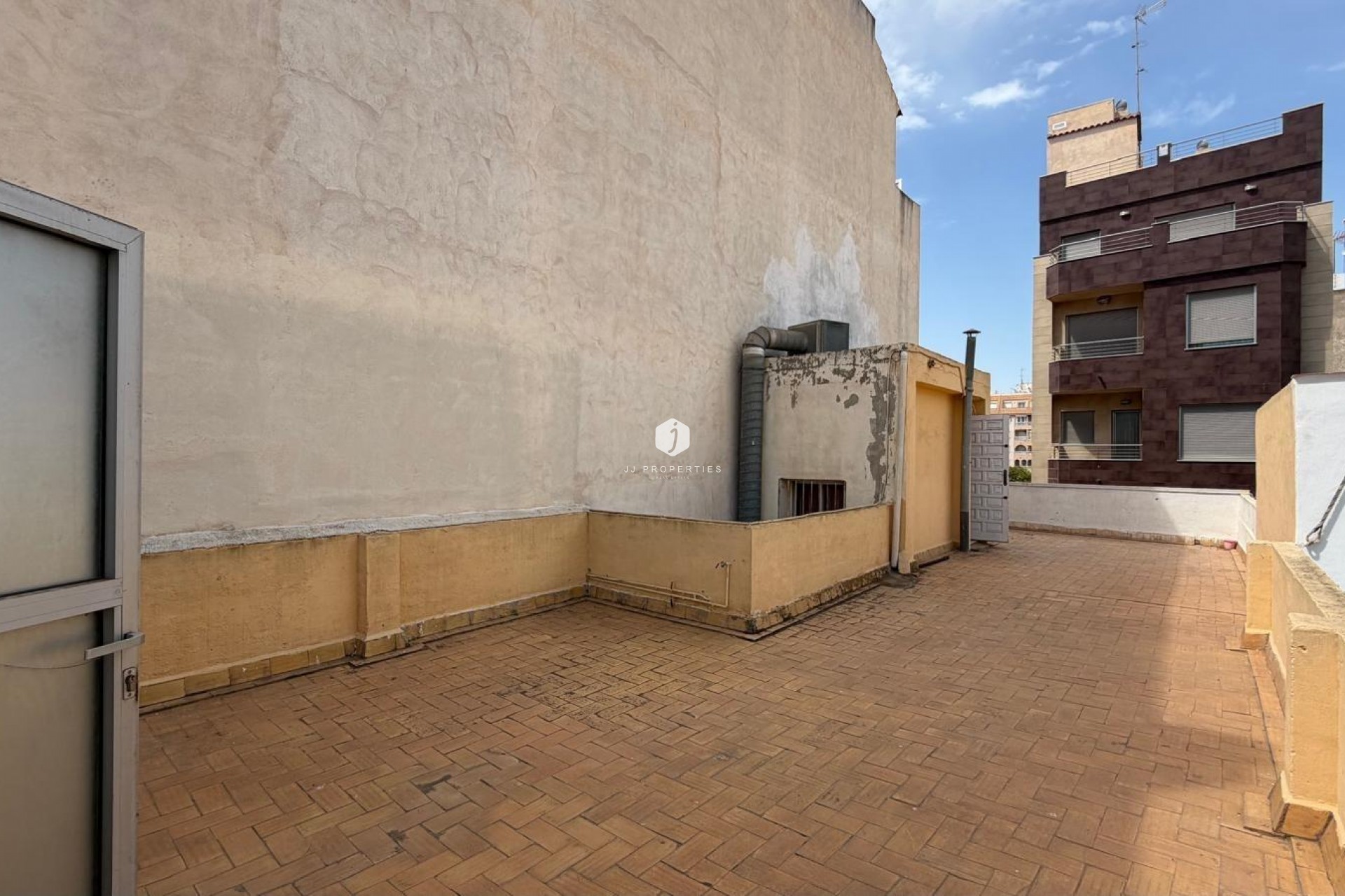 Resale - Apartment / flat -
Torrevieja - Centro