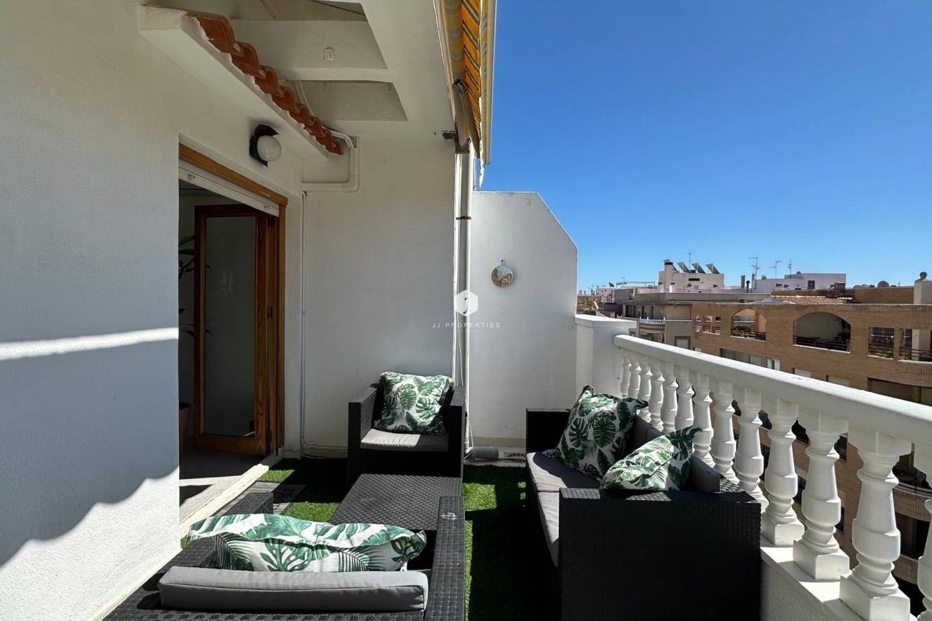 Resale - Apartment / flat -
Torrevieja - Centro