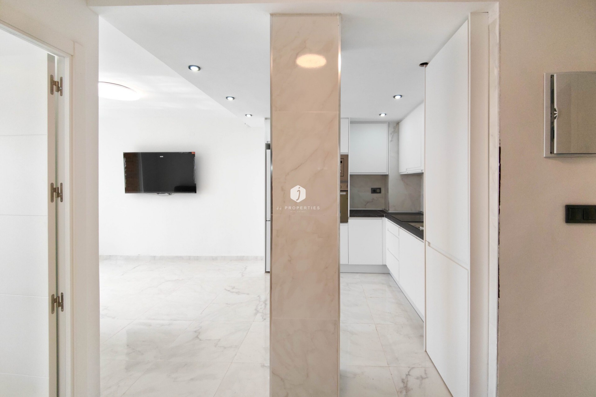 Resale - Apartment / flat -
Torrevieja - Costa Blanca