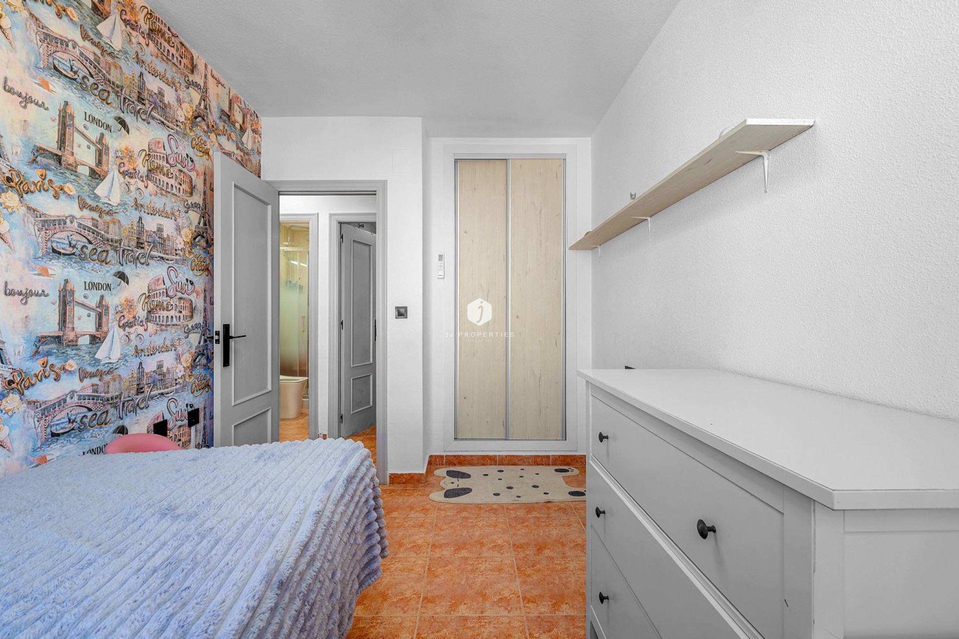 Resale - Apartment / flat -
Torrevieja - Costa Blanca