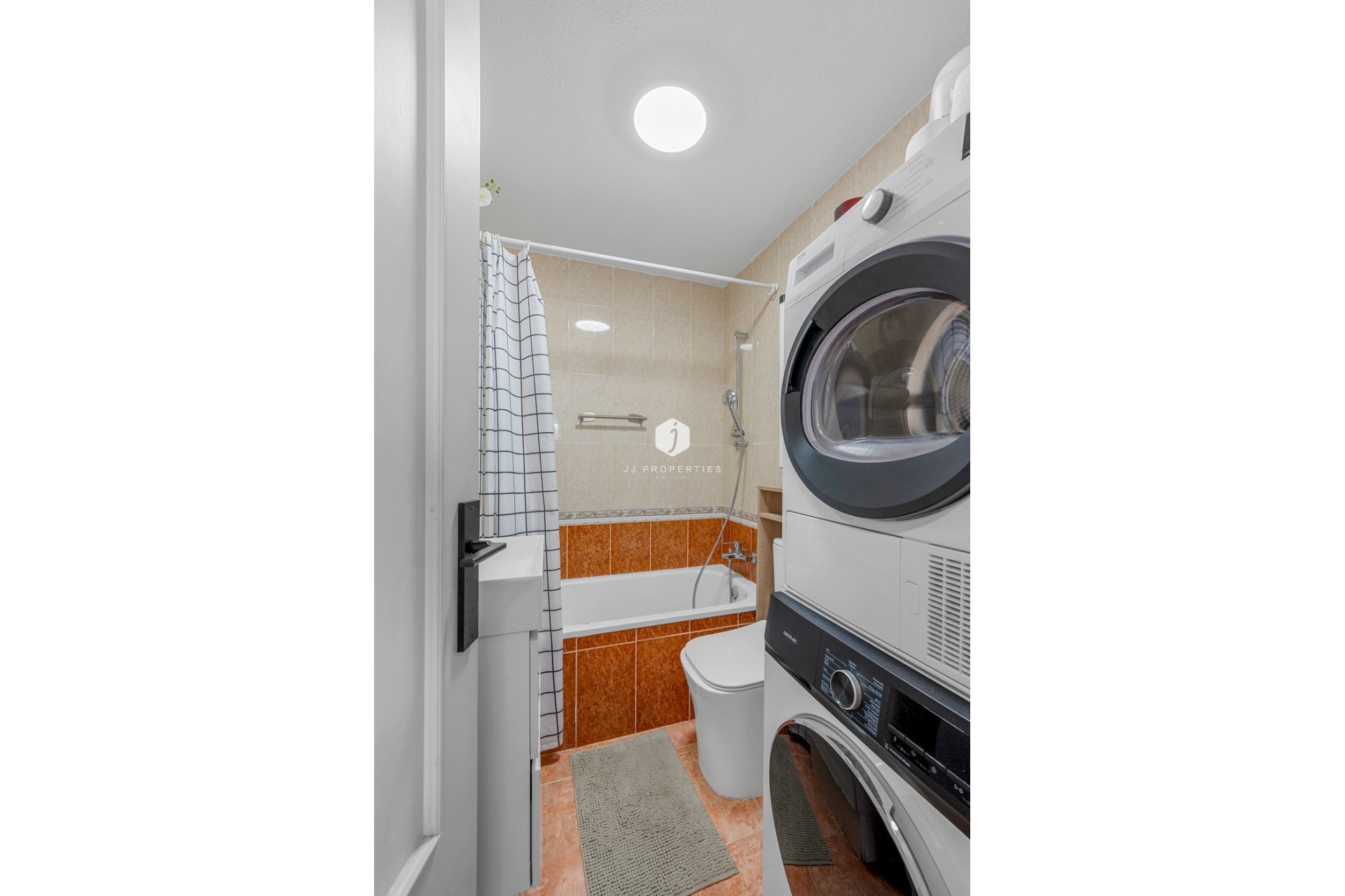 Resale - Apartment / flat -
Torrevieja - Costa Blanca