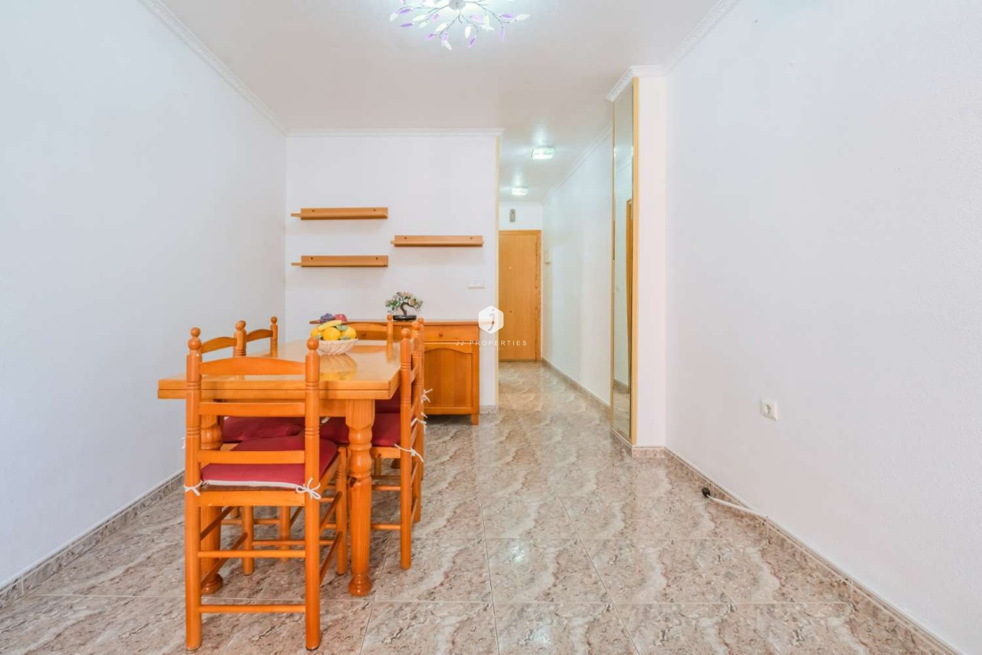 Resale - Apartment / flat -
Torrevieja - Costa Blanca