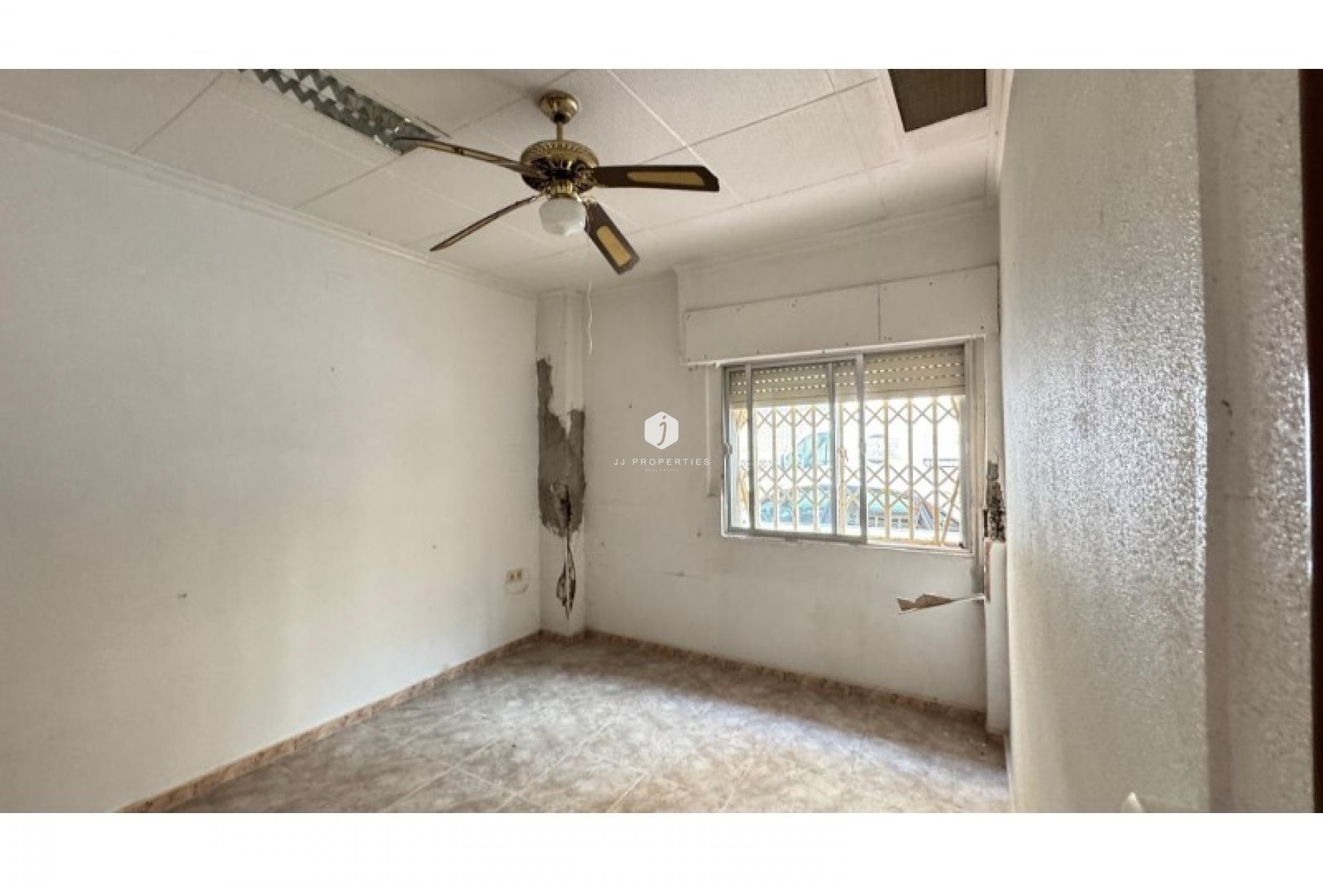 Resale - Apartment / flat -
Torrevieja - Costa Blanca