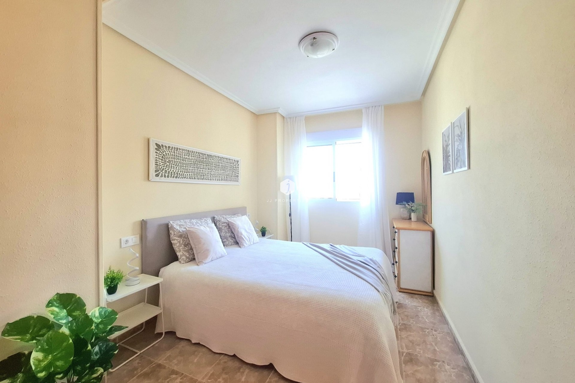 Resale - Apartment / flat -
Torrevieja - Costa Blanca