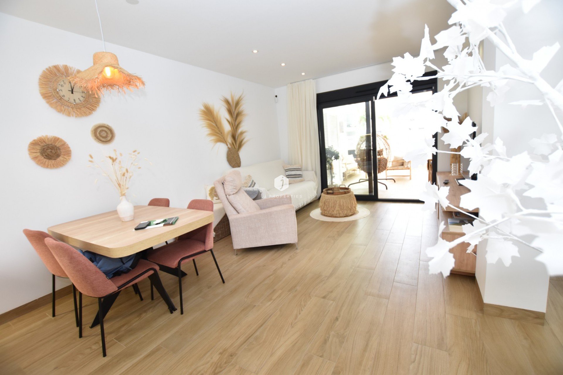 Resale - Apartment / flat -
Torrevieja - Costa Blanca