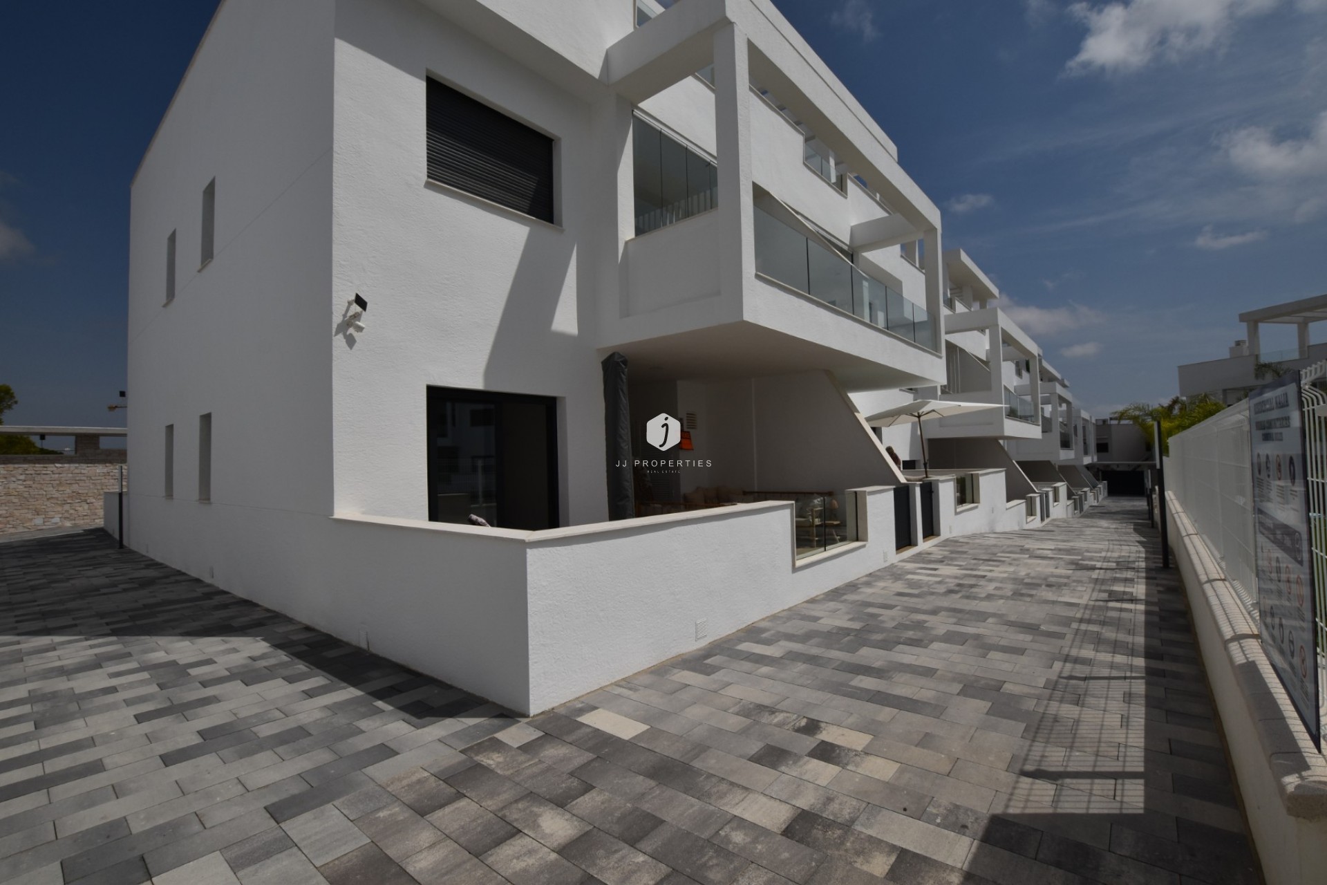 Resale - Apartment / flat -
Torrevieja - Costa Blanca