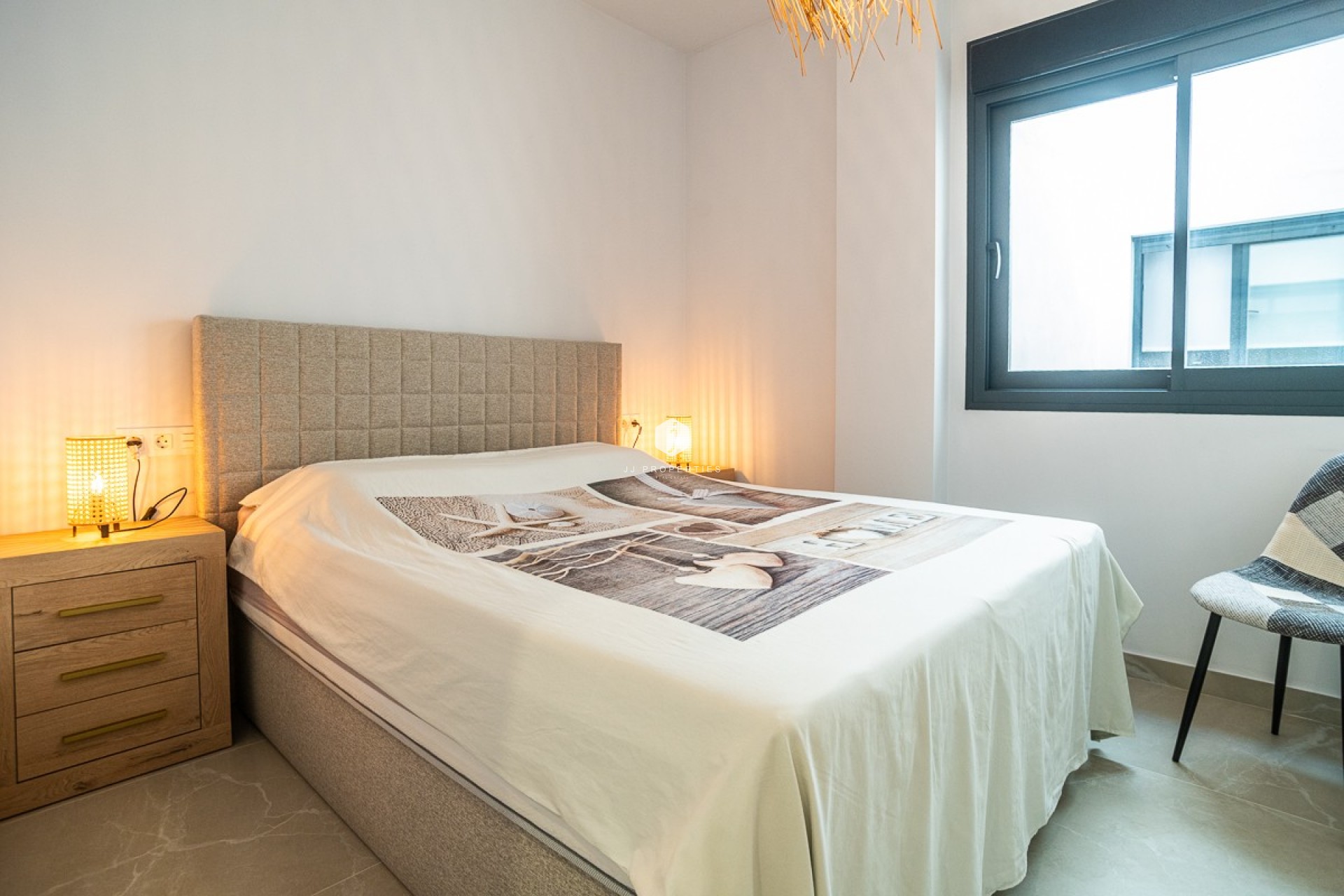 Resale - Apartment / flat -
Torrevieja - Costa Blanca