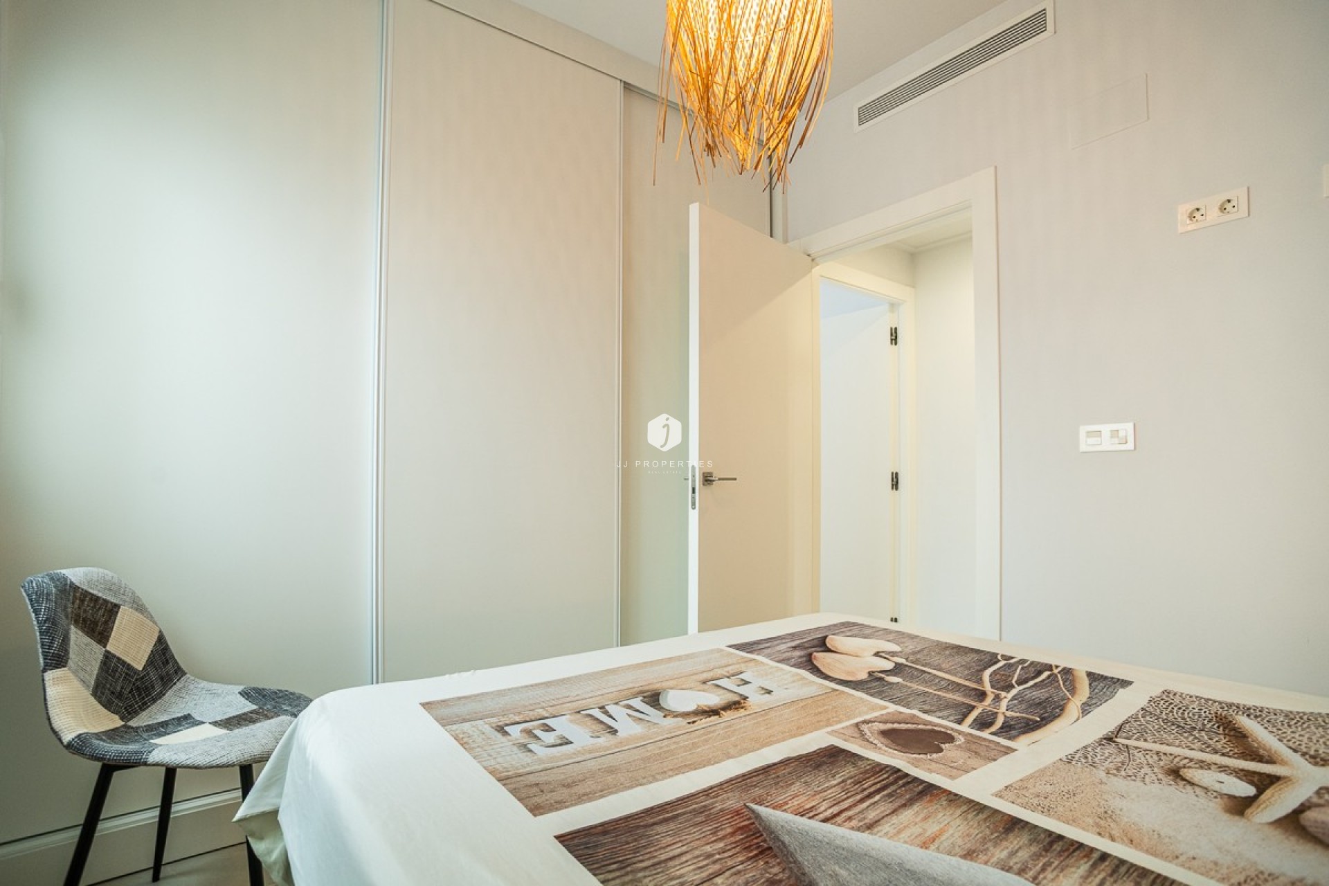 Resale - Apartment / flat -
Torrevieja - Costa Blanca