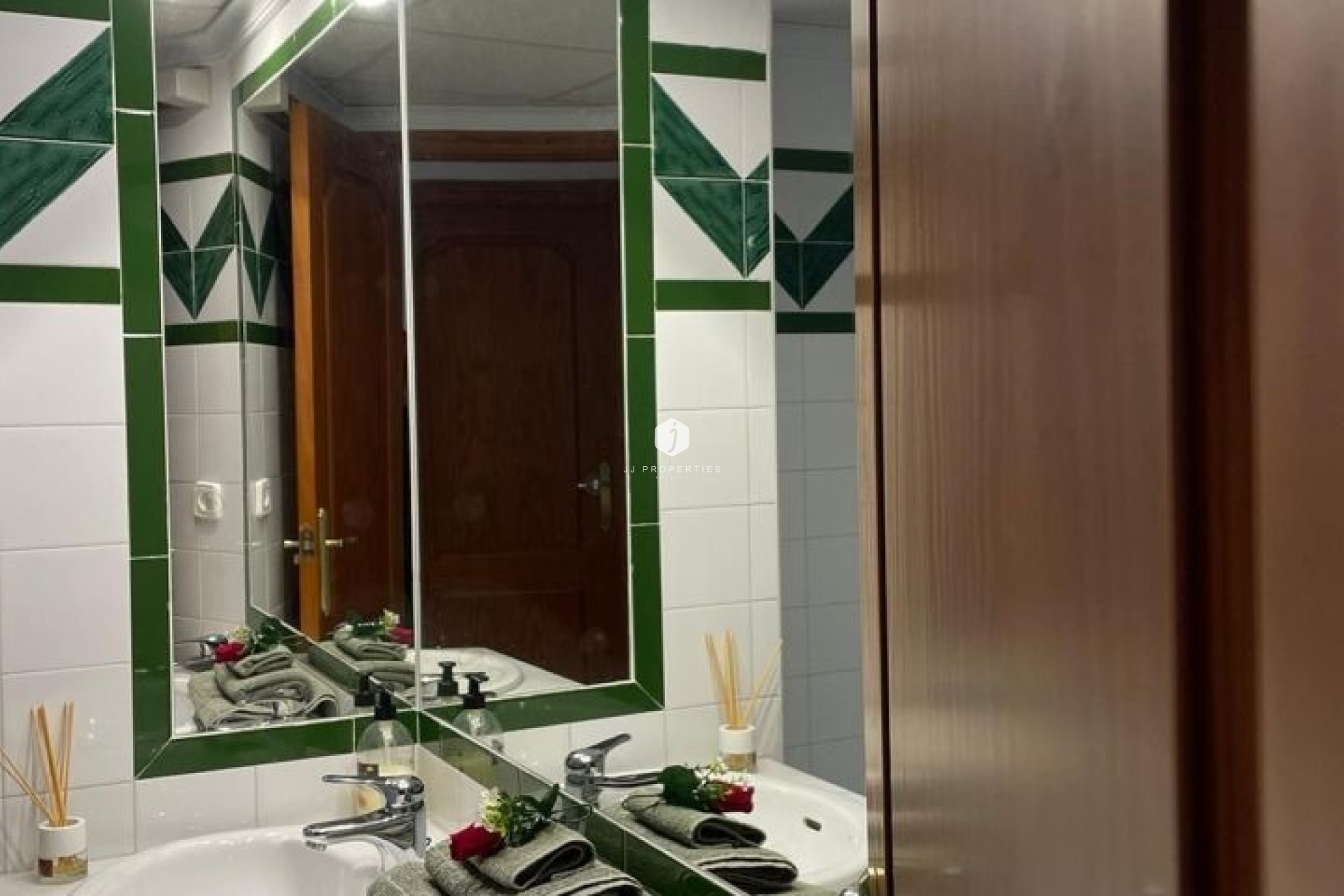 Resale - Apartment / flat -
Torrevieja - Costa Blanca