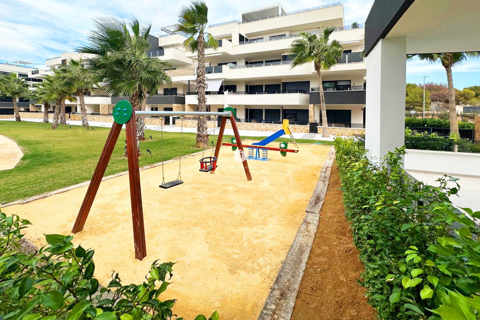 Resale - Apartment / flat -
Torrevieja - Costa Blanca