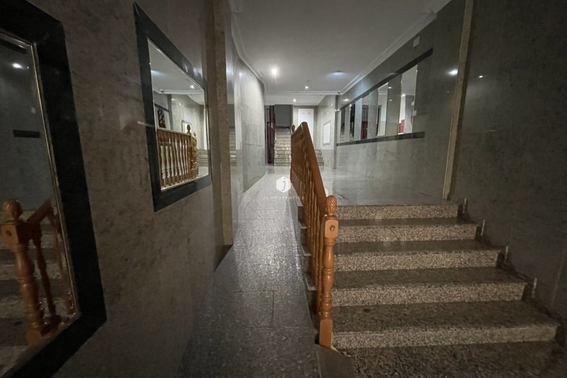 Resale - Apartment / flat -
Torrevieja - Costa Blanca