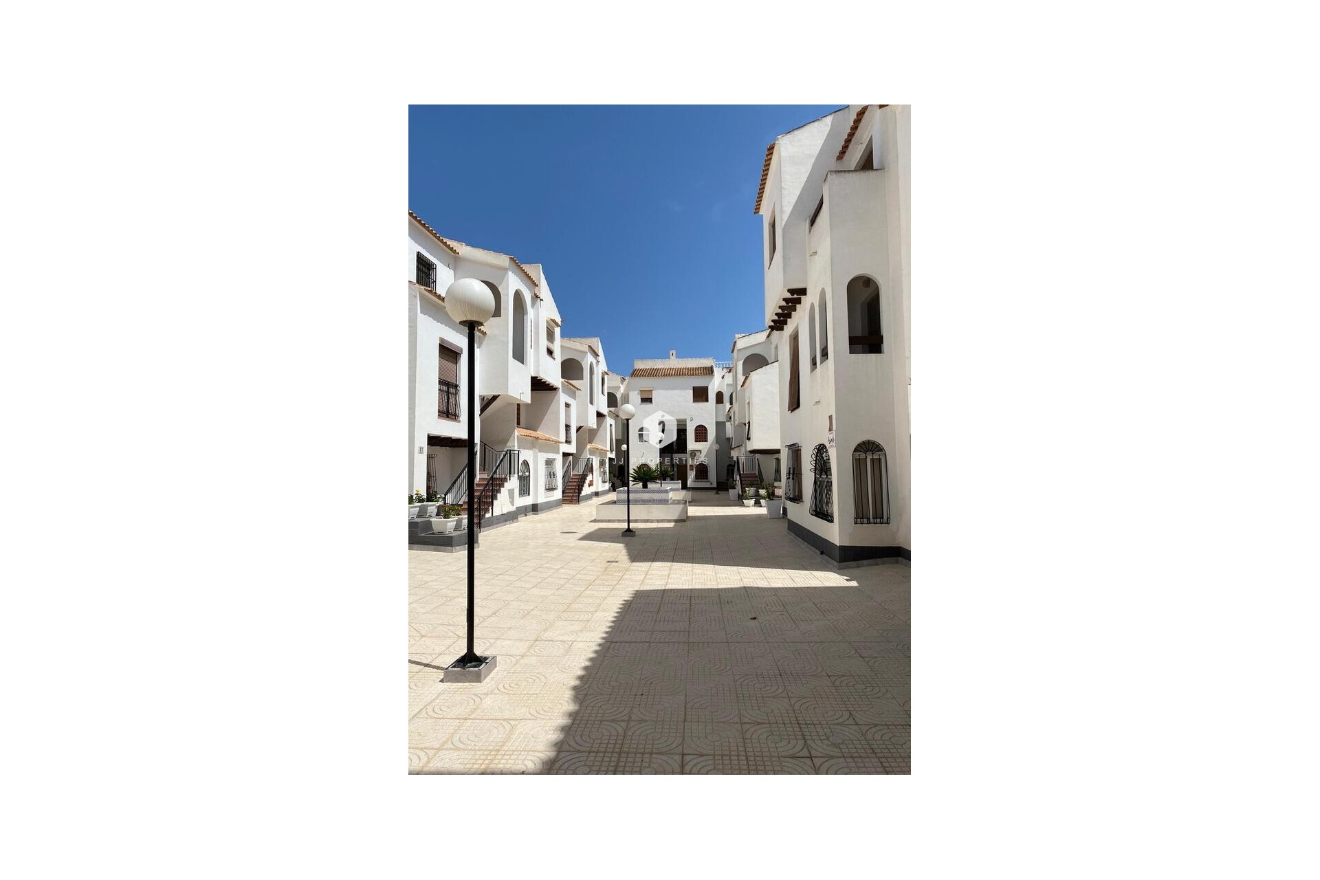 Resale - Apartment / flat -
Torrevieja - Costa Blanca