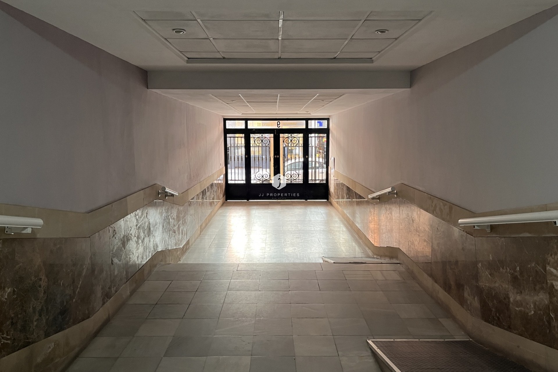 Resale - Apartment / flat -
Torrevieja - Costa Blanca