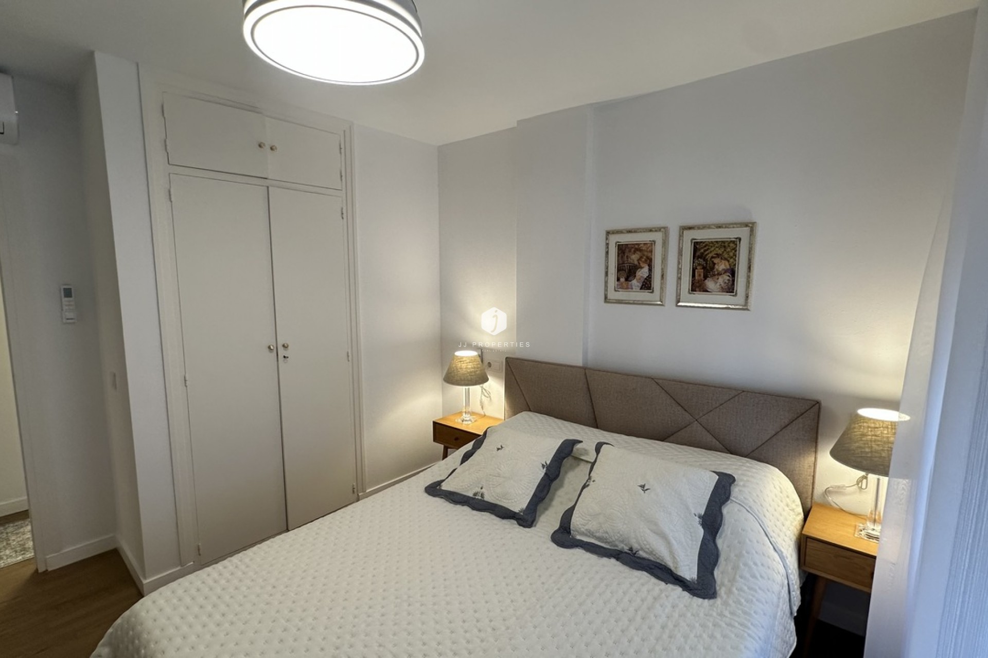 Resale - Apartment / flat -
Torrevieja - Costa Blanca