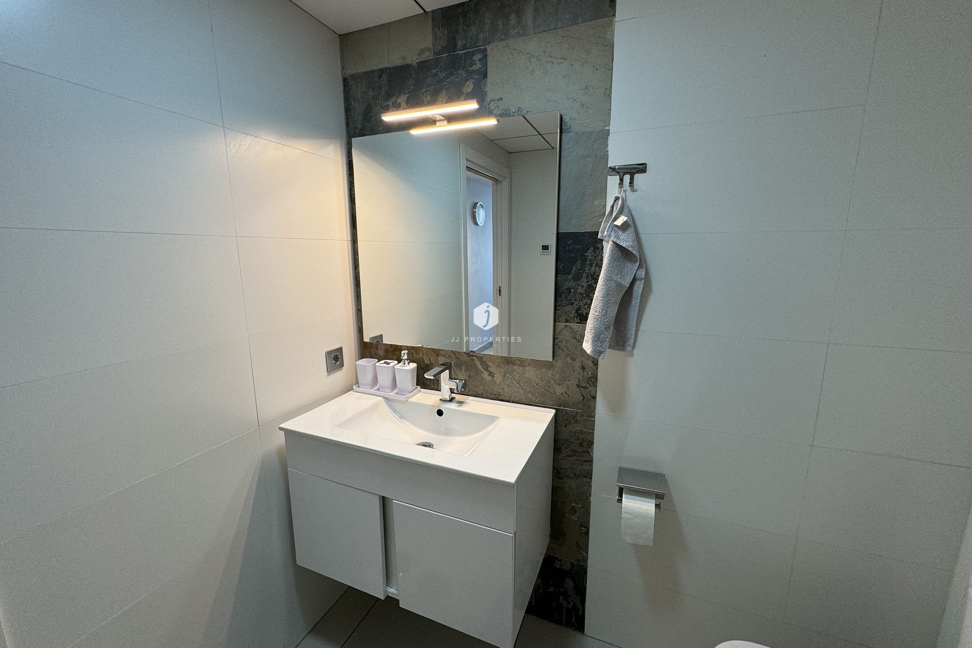 Resale - Apartment / flat -
Torrevieja - Costa Blanca