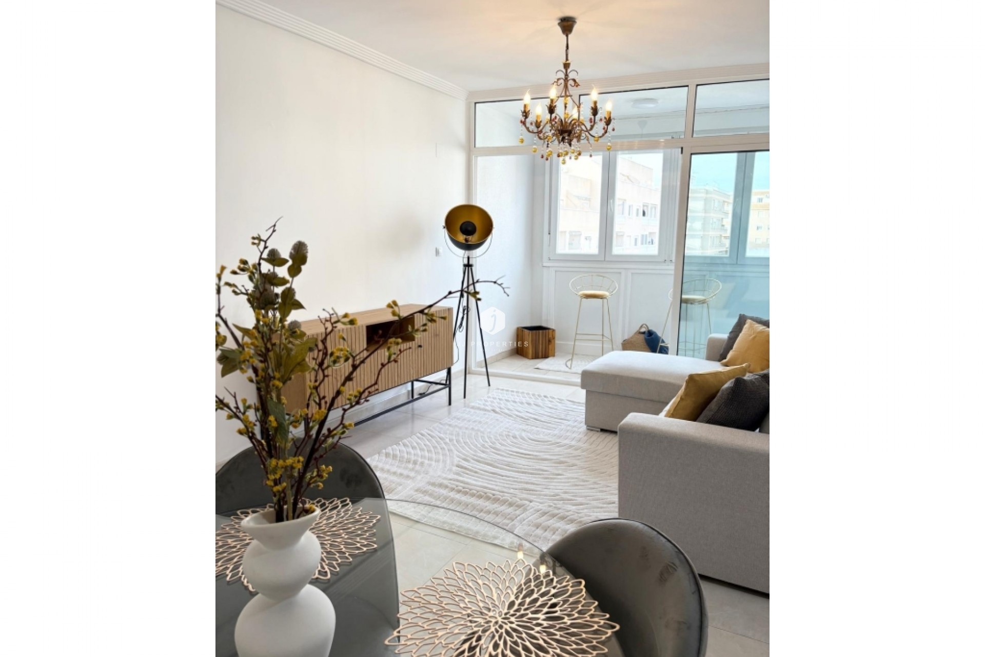 Resale - Apartment / flat -
Torrevieja - Costa Blanca