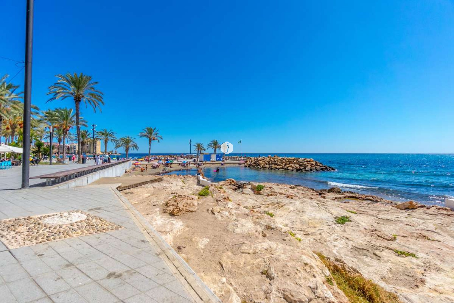Resale - Apartment / flat -
Torrevieja - Costa Blanca