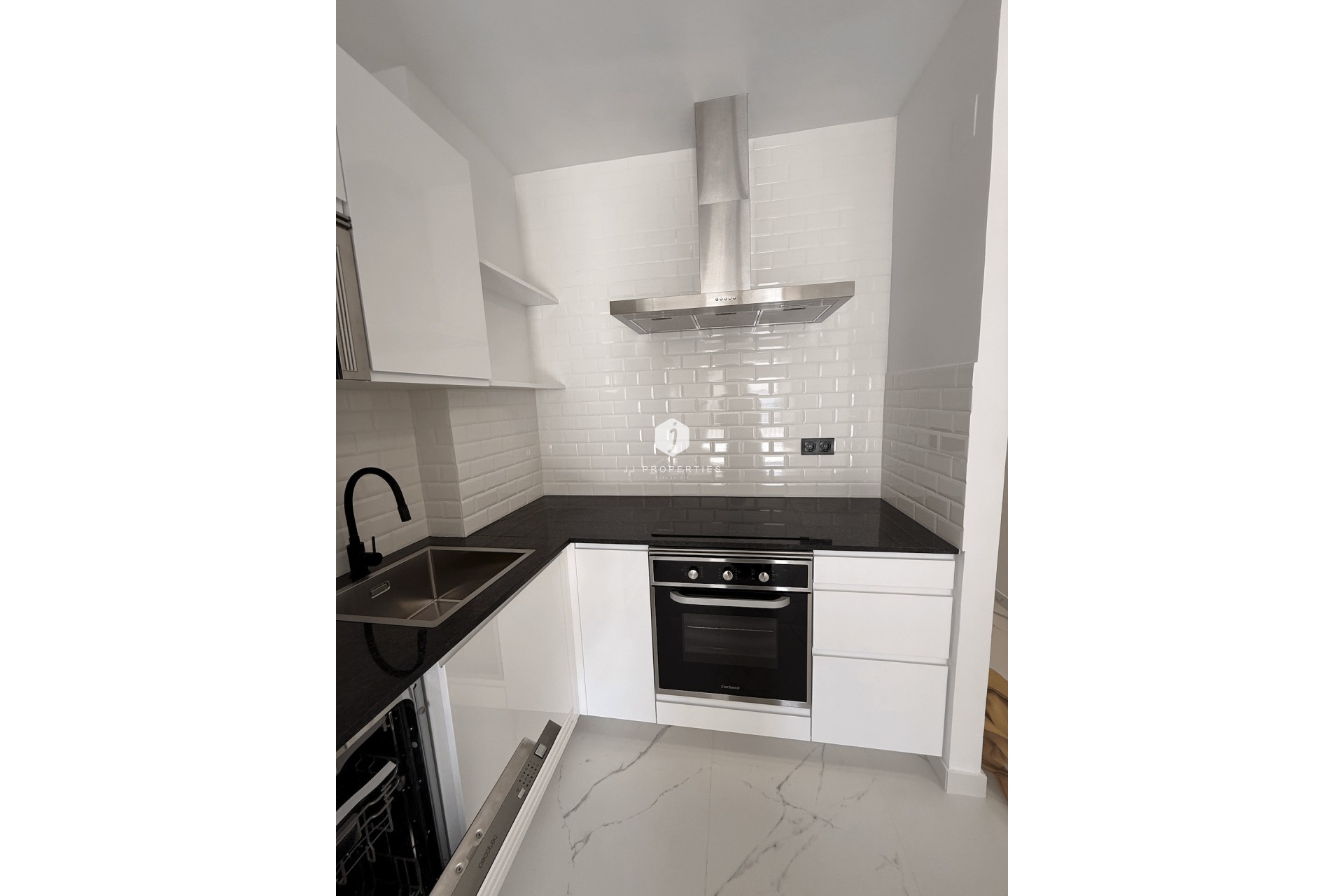 Resale - Apartment / flat -
Torrevieja - Costa Blanca