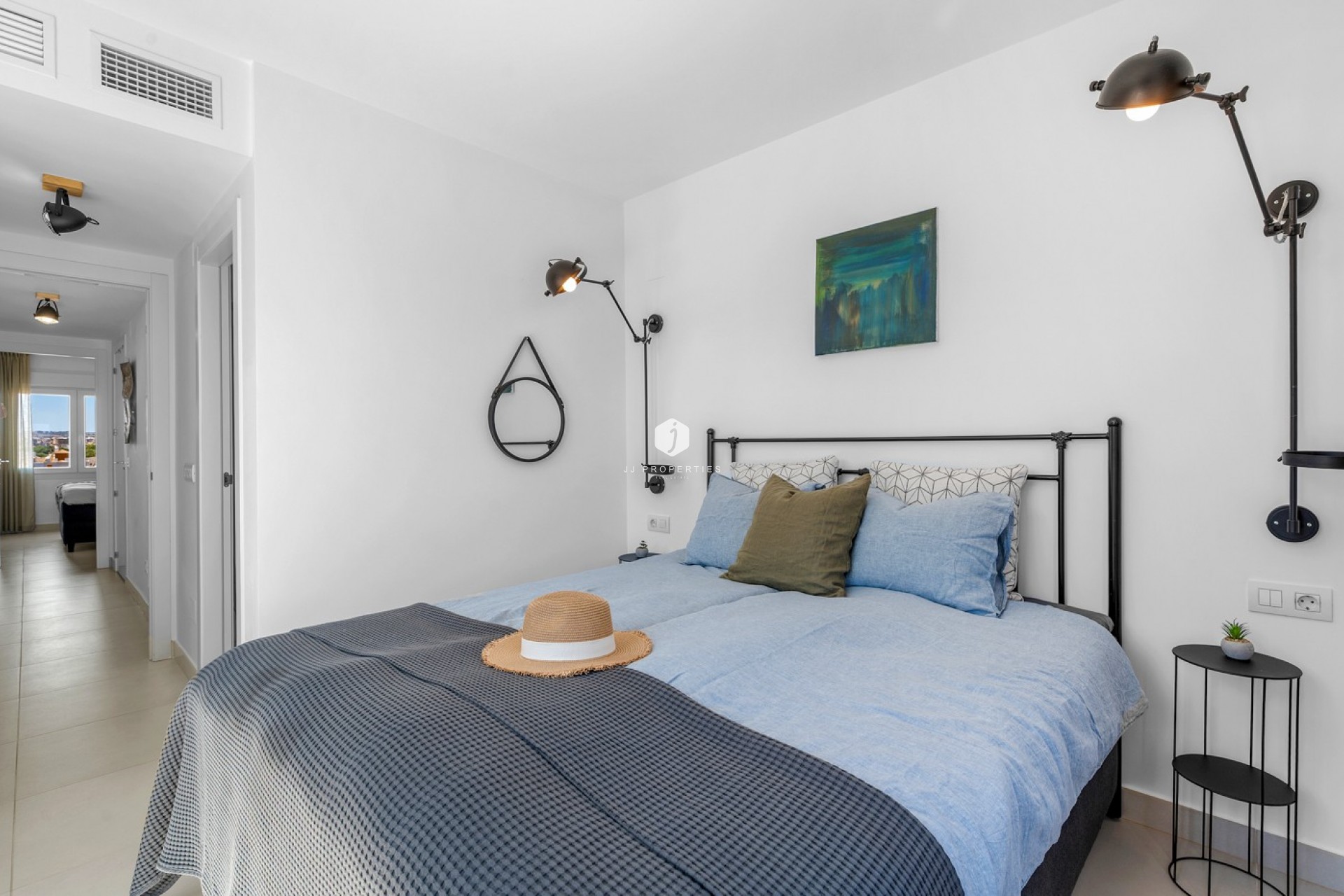 Resale - Apartment / flat -
Torrevieja - Costa Blanca