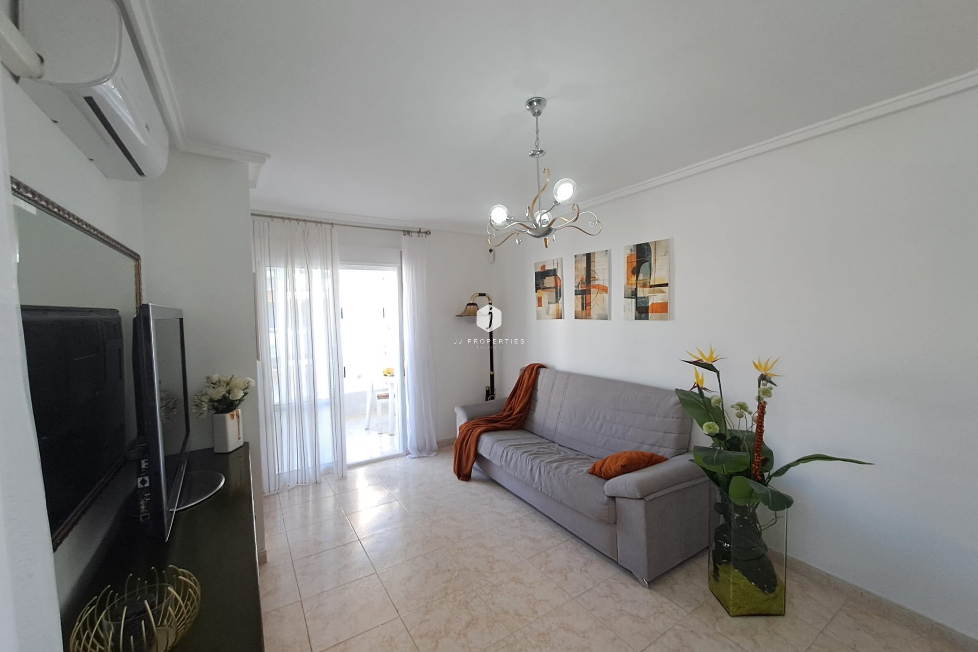 Resale - Apartment / flat -
Torrevieja - Costa Blanca