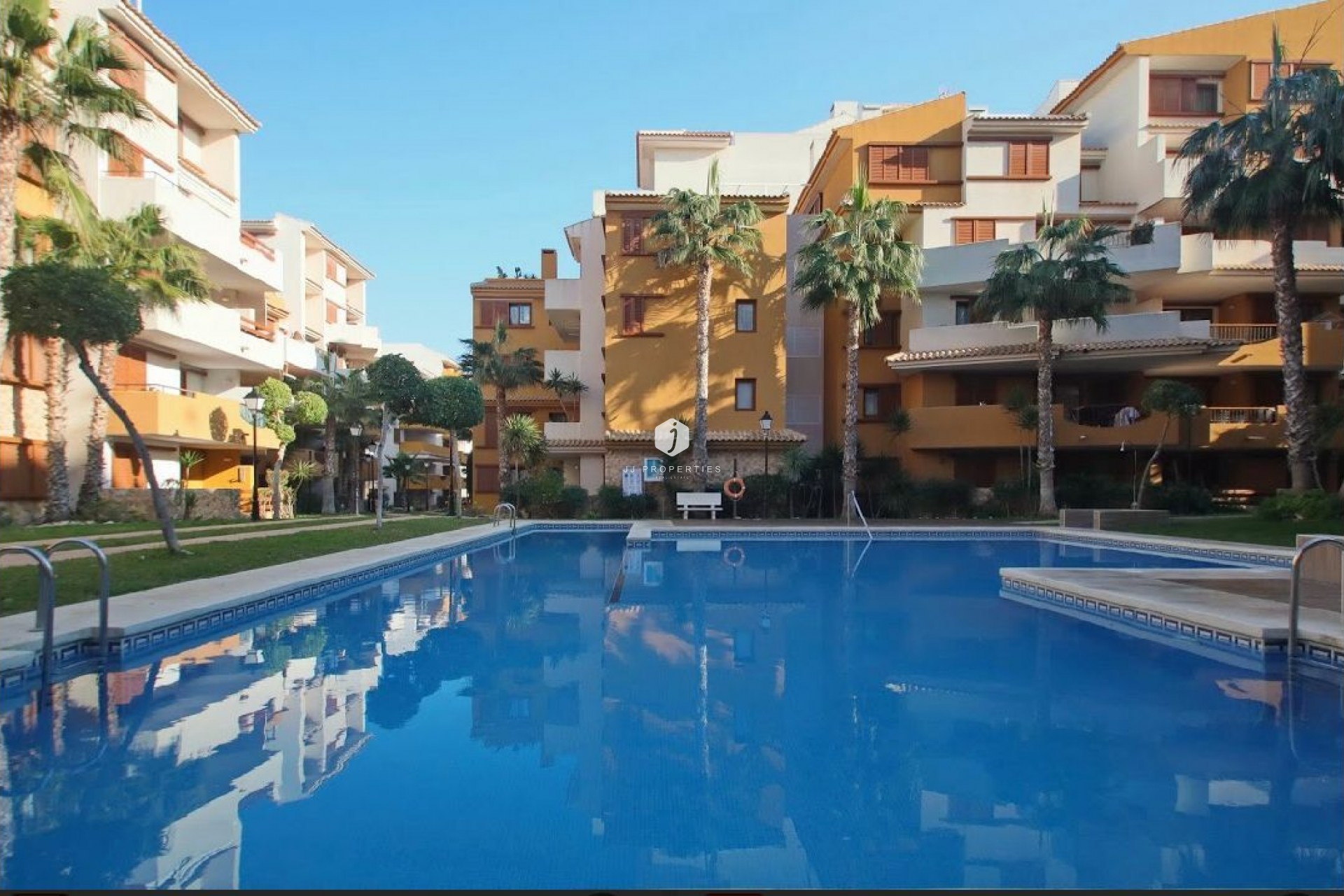 Resale - Apartment / flat -
Torrevieja - Costa Blanca