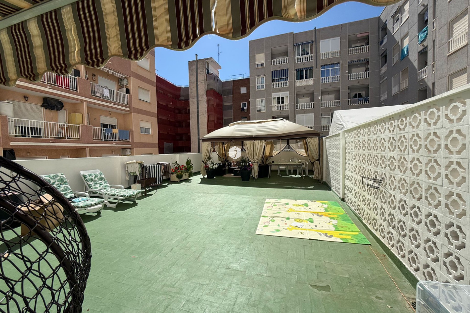 Resale - Apartment / flat -
Torrevieja - Costa Blanca