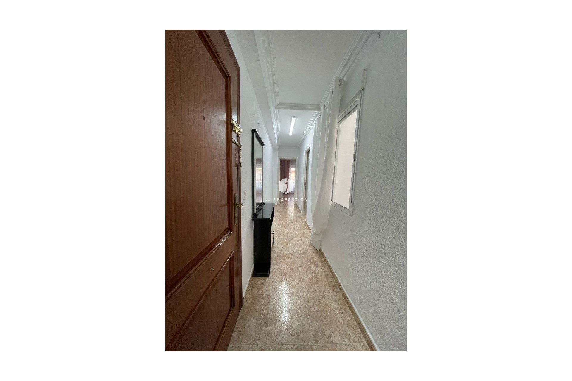 Resale - Apartment / flat -
Torrevieja - Costa Blanca