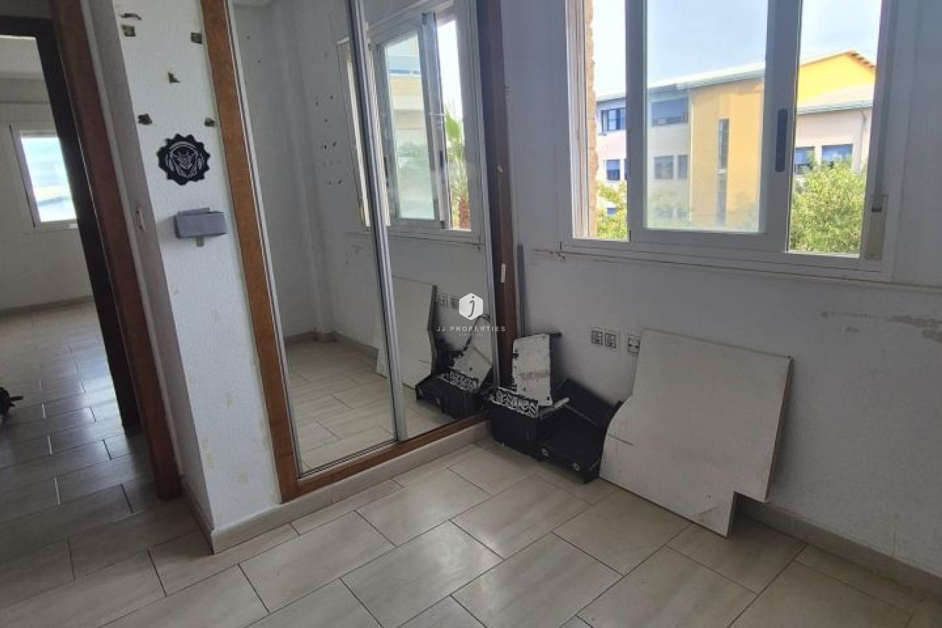 Resale - Apartment / flat -
Torrevieja - Costa Blanca