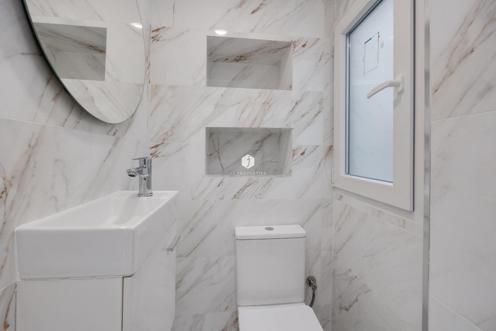 Resale - Apartment / flat -
Torrevieja - Costa Blanca