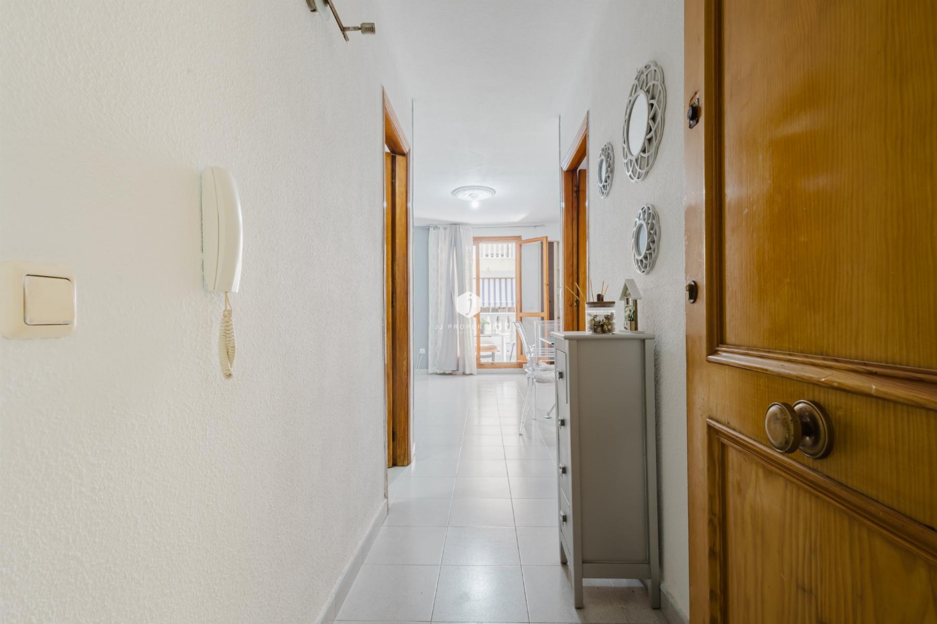 Resale - Apartment / flat -
Torrevieja - Costa Blanca